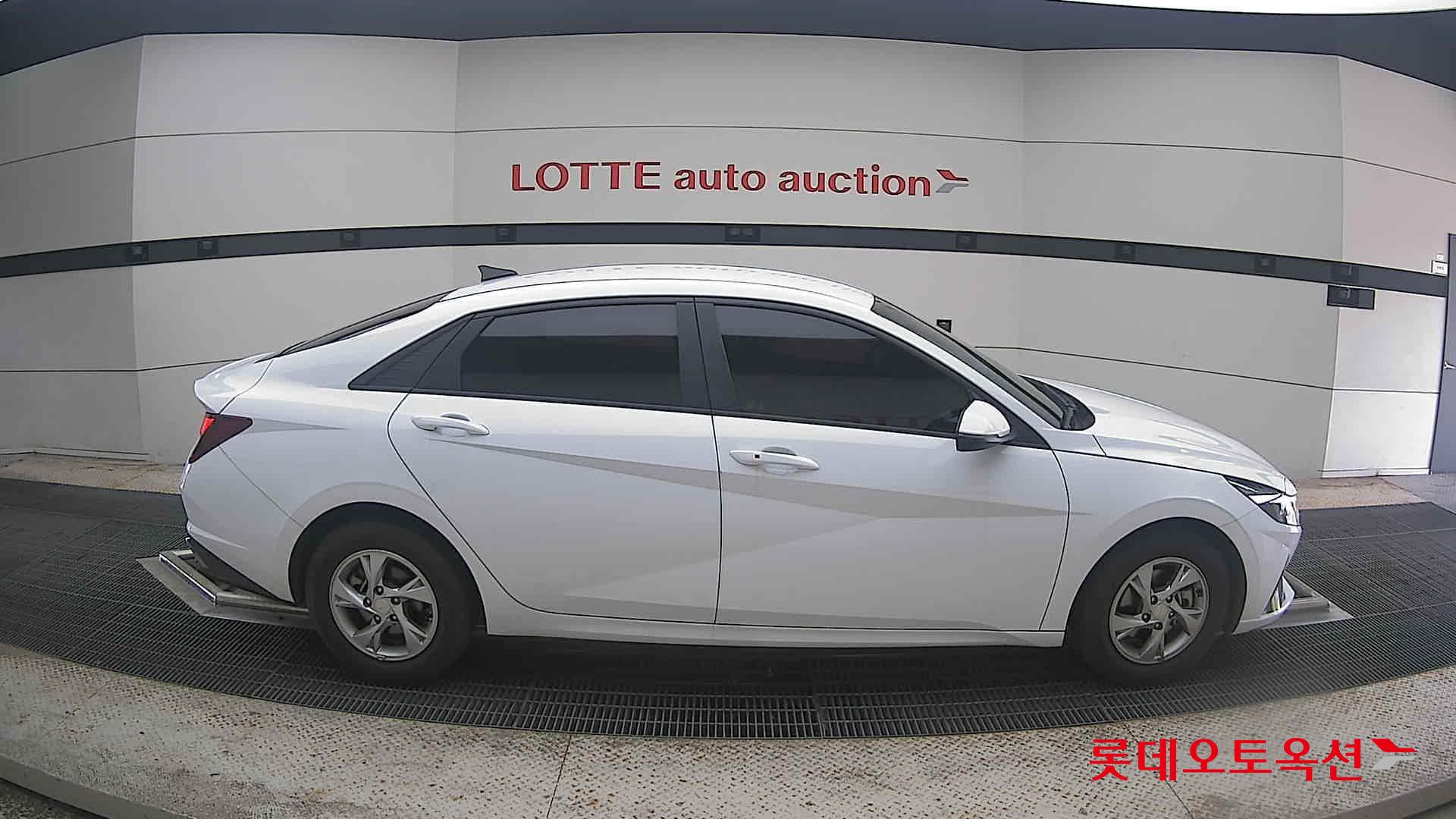 2021 - hyundai avante