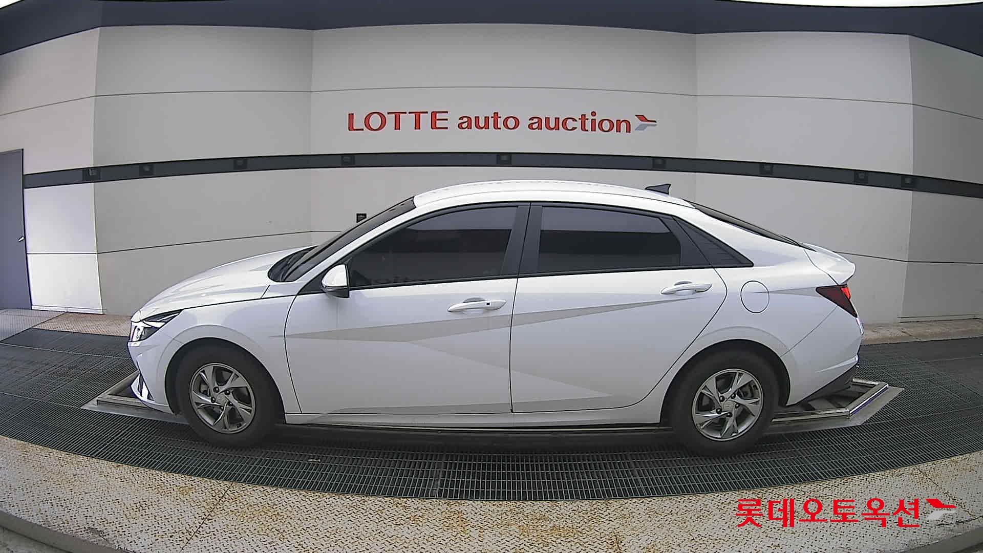 2021 - hyundai avante