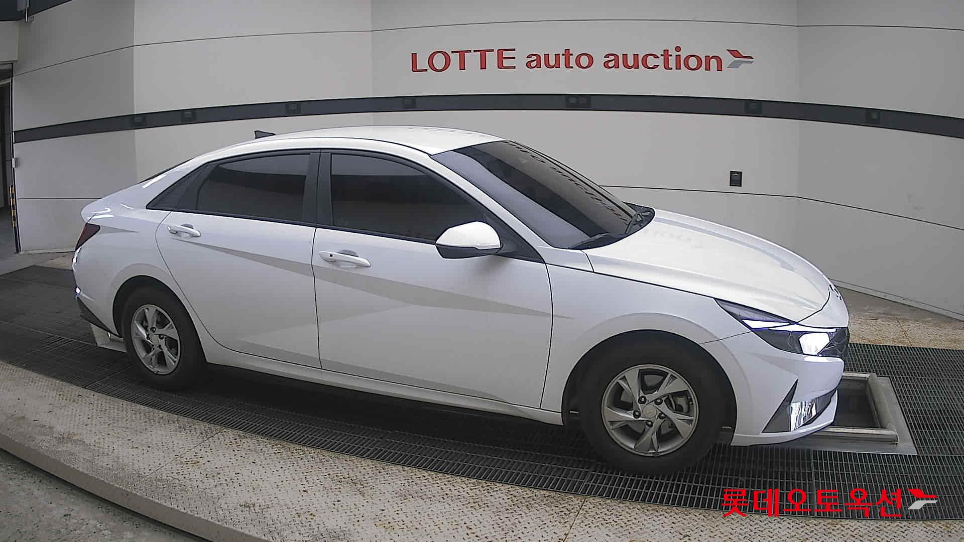 2021 - hyundai avante