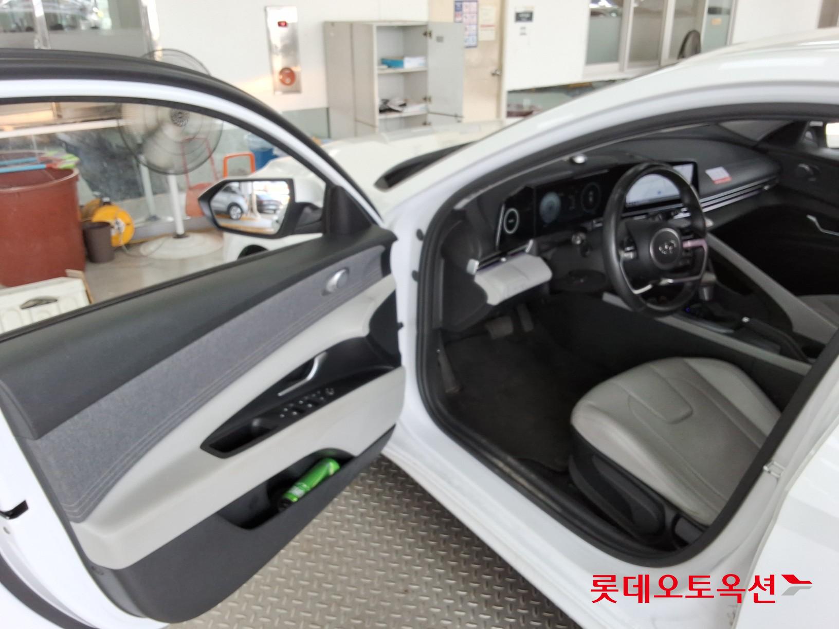 2021 - hyundai avante