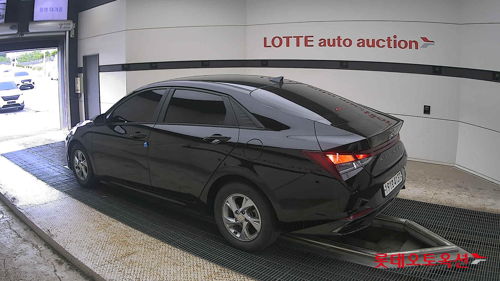 2021 - hyundai avante