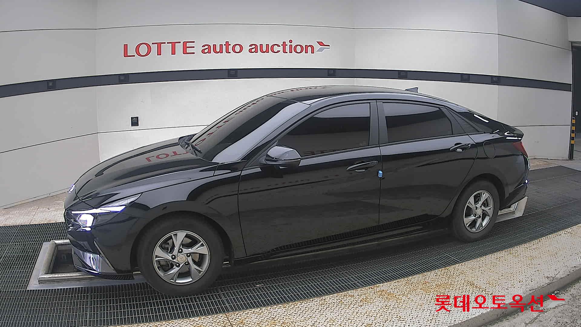 2021 - hyundai avante