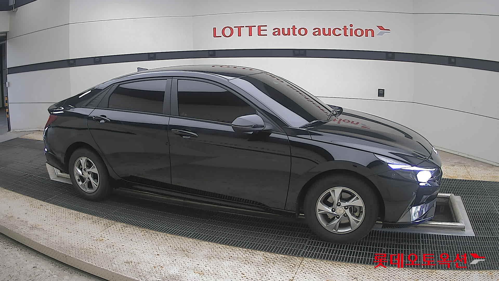 2021 - hyundai avante