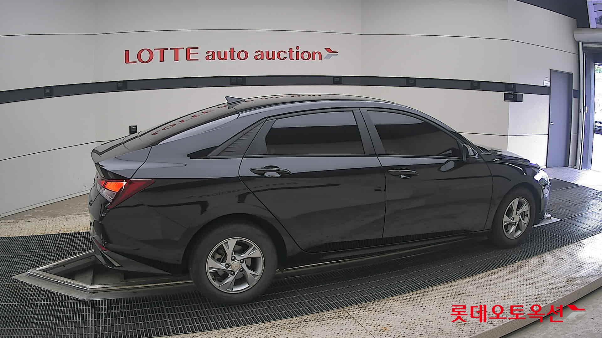 2021 - hyundai avante