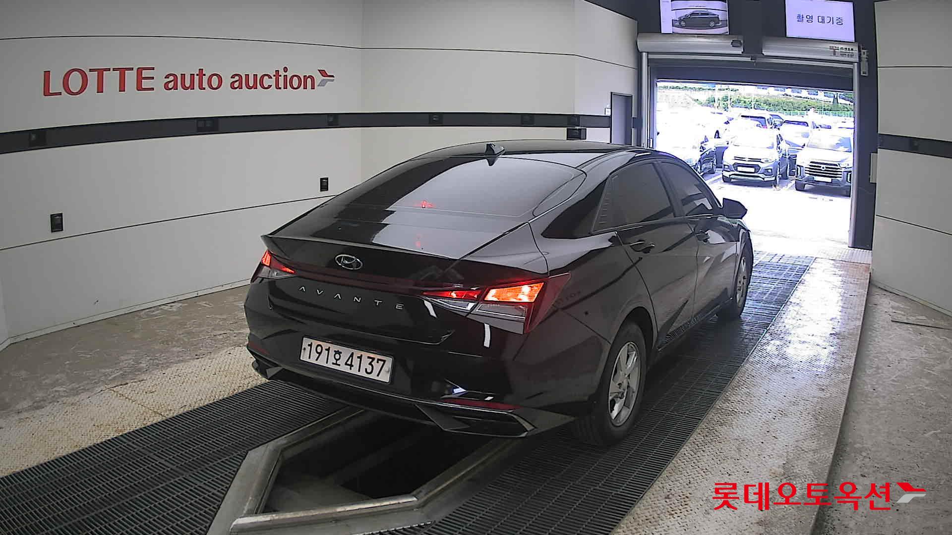 2021 - hyundai avante