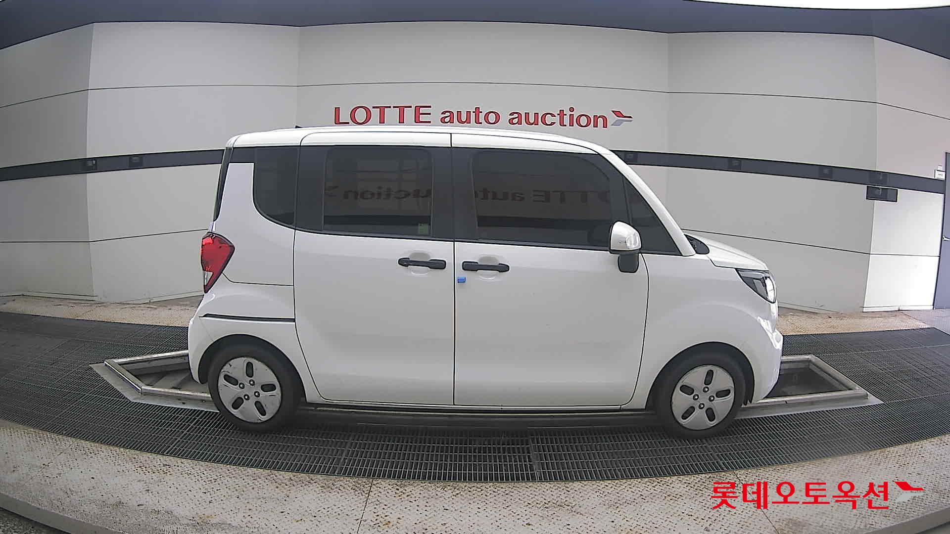 2022 - kia ray