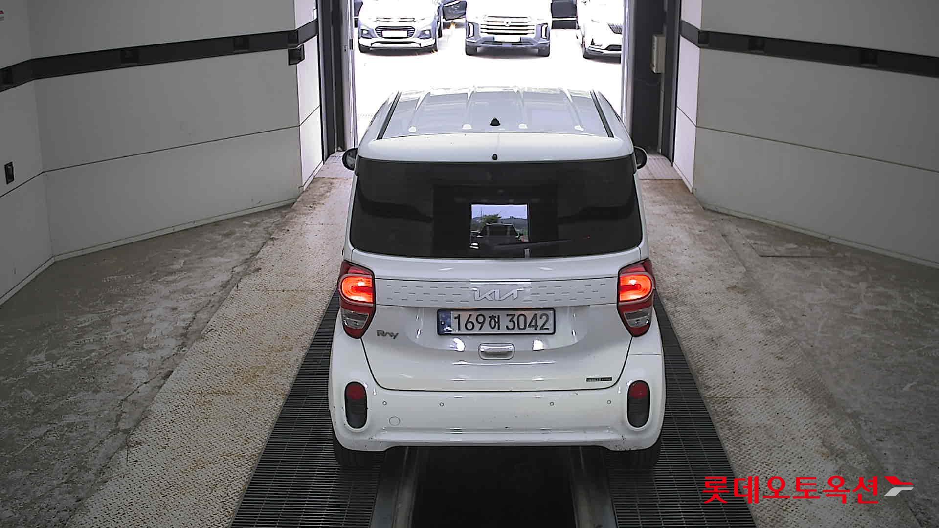 2022 - kia ray