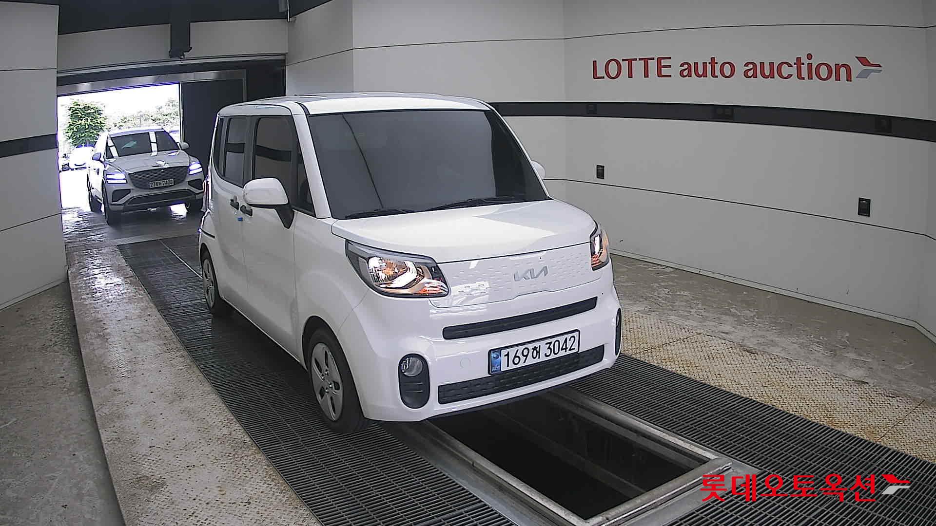 2022 - kia ray