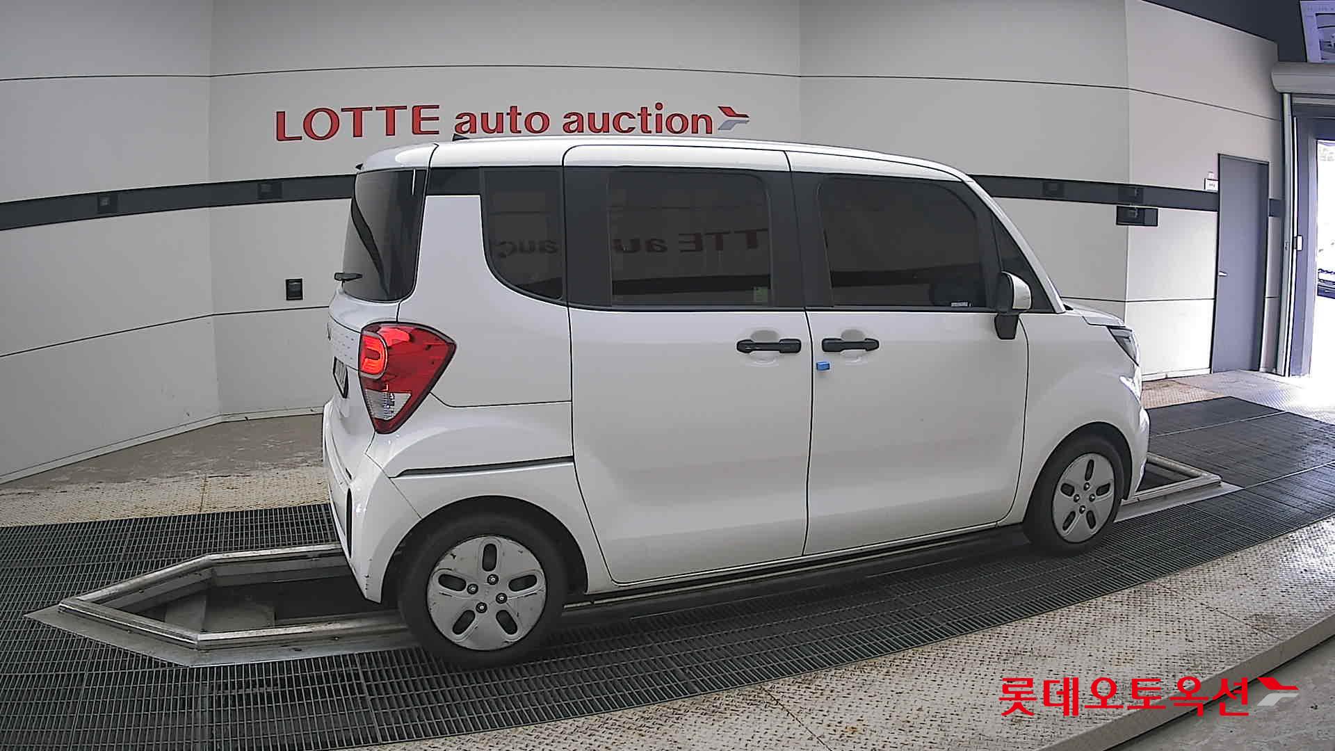 2022 - kia ray