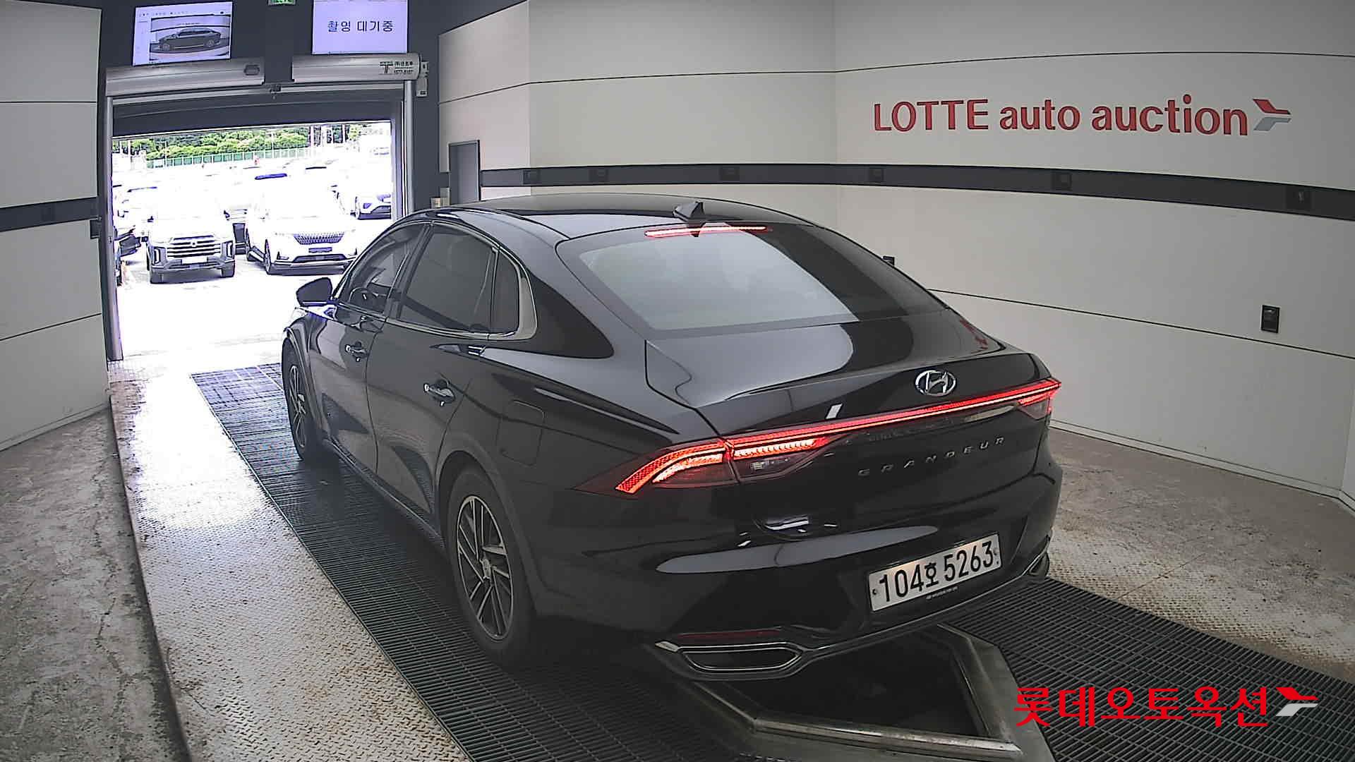 2020 - hyundai grandeur