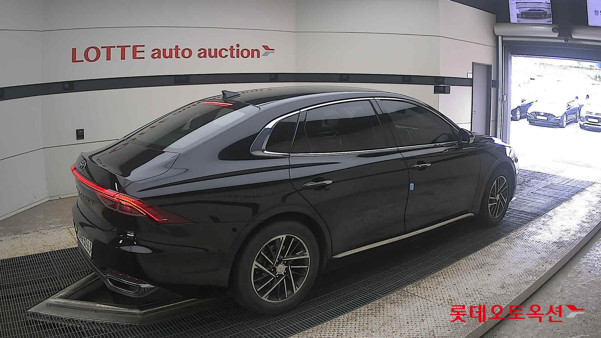 2020 - hyundai grandeur