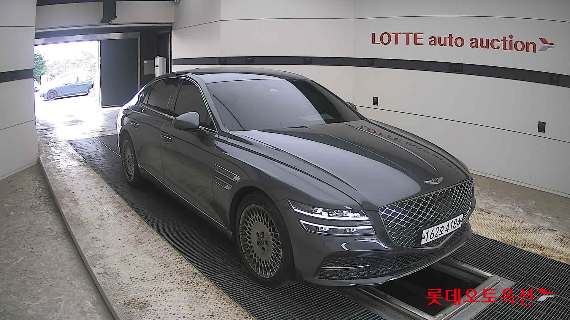 2021 - genesis g80