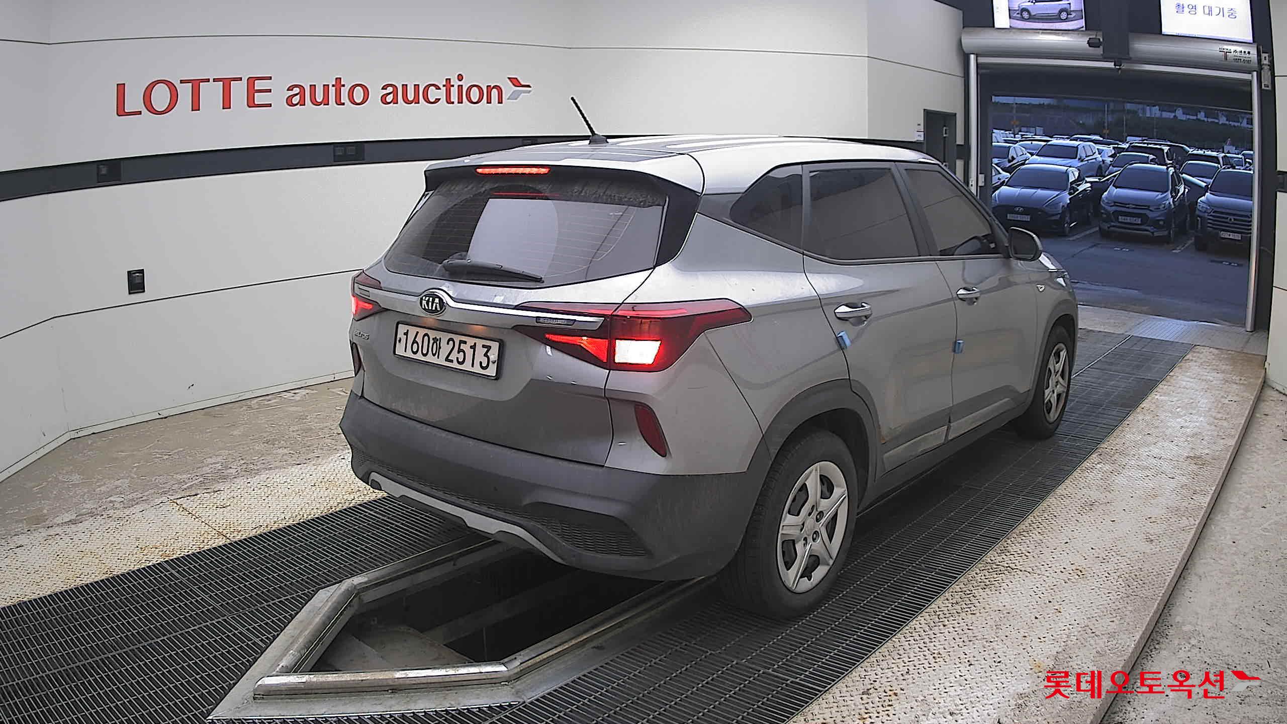 2022 - kia seltos