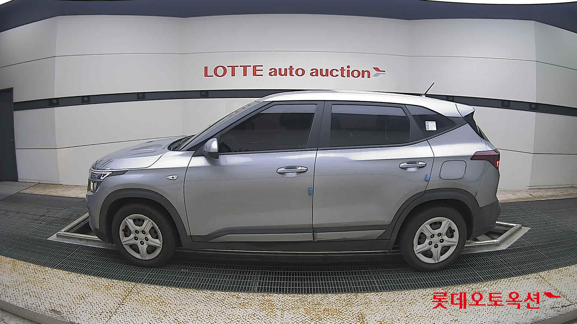 2022 - kia seltos