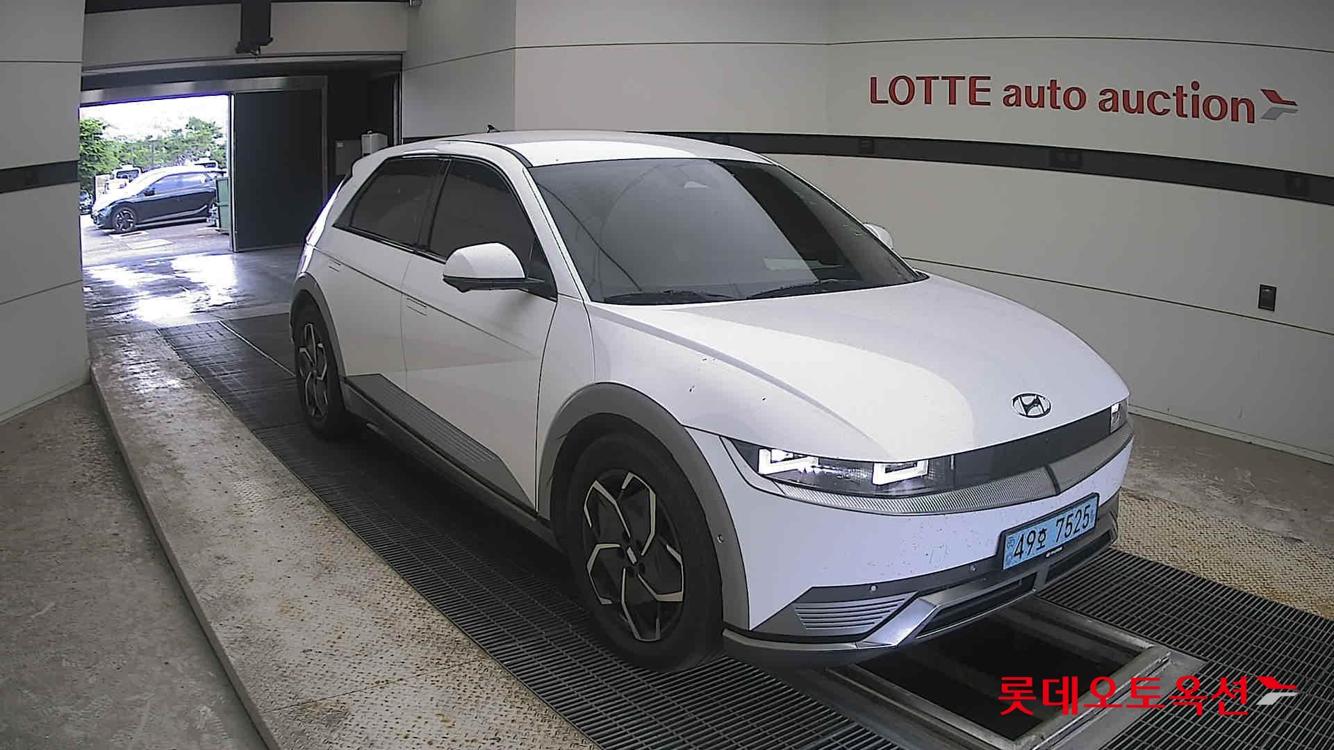 2022 - hyundai ioniq