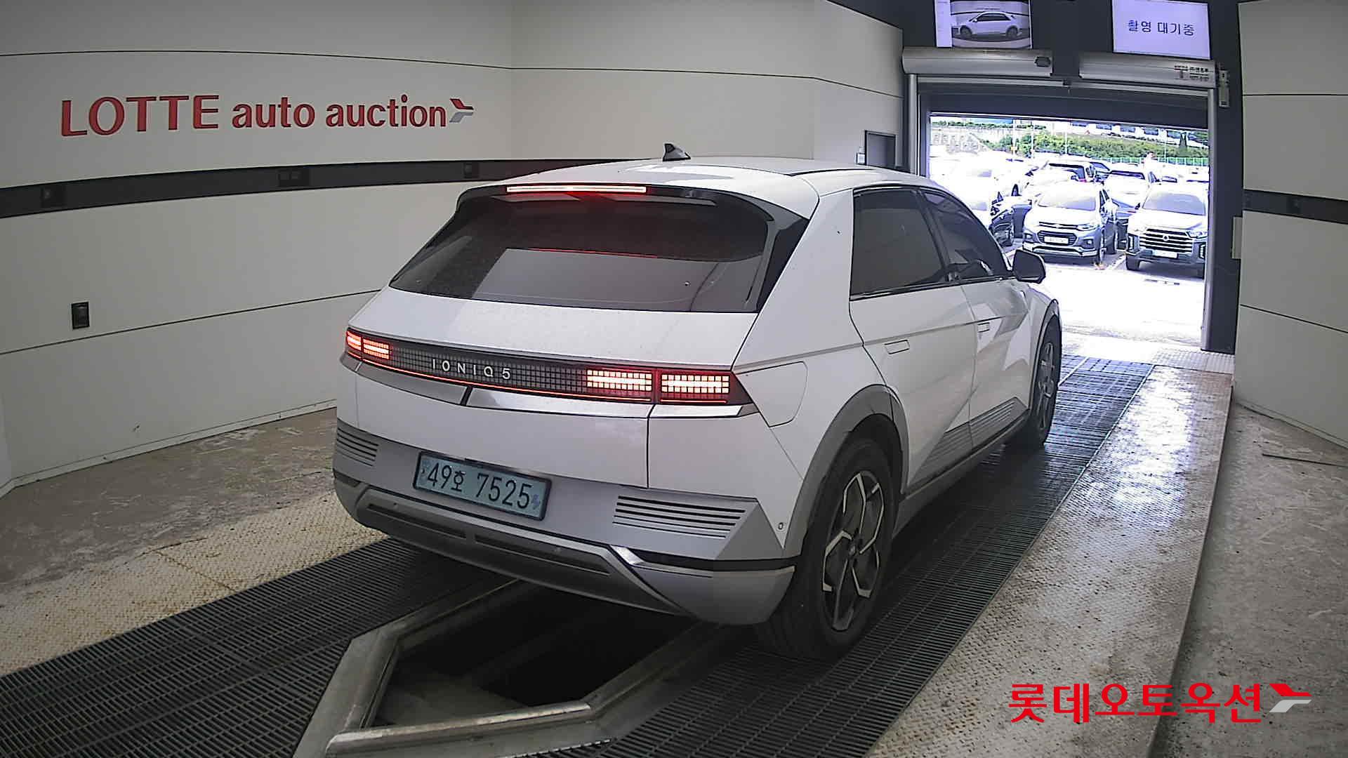 2022 - hyundai ioniq