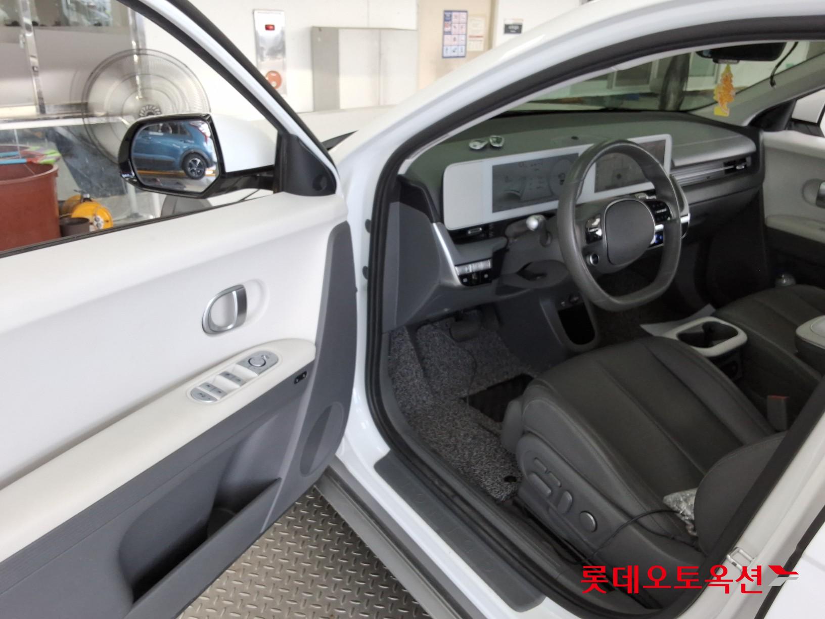 2022 - hyundai ioniq