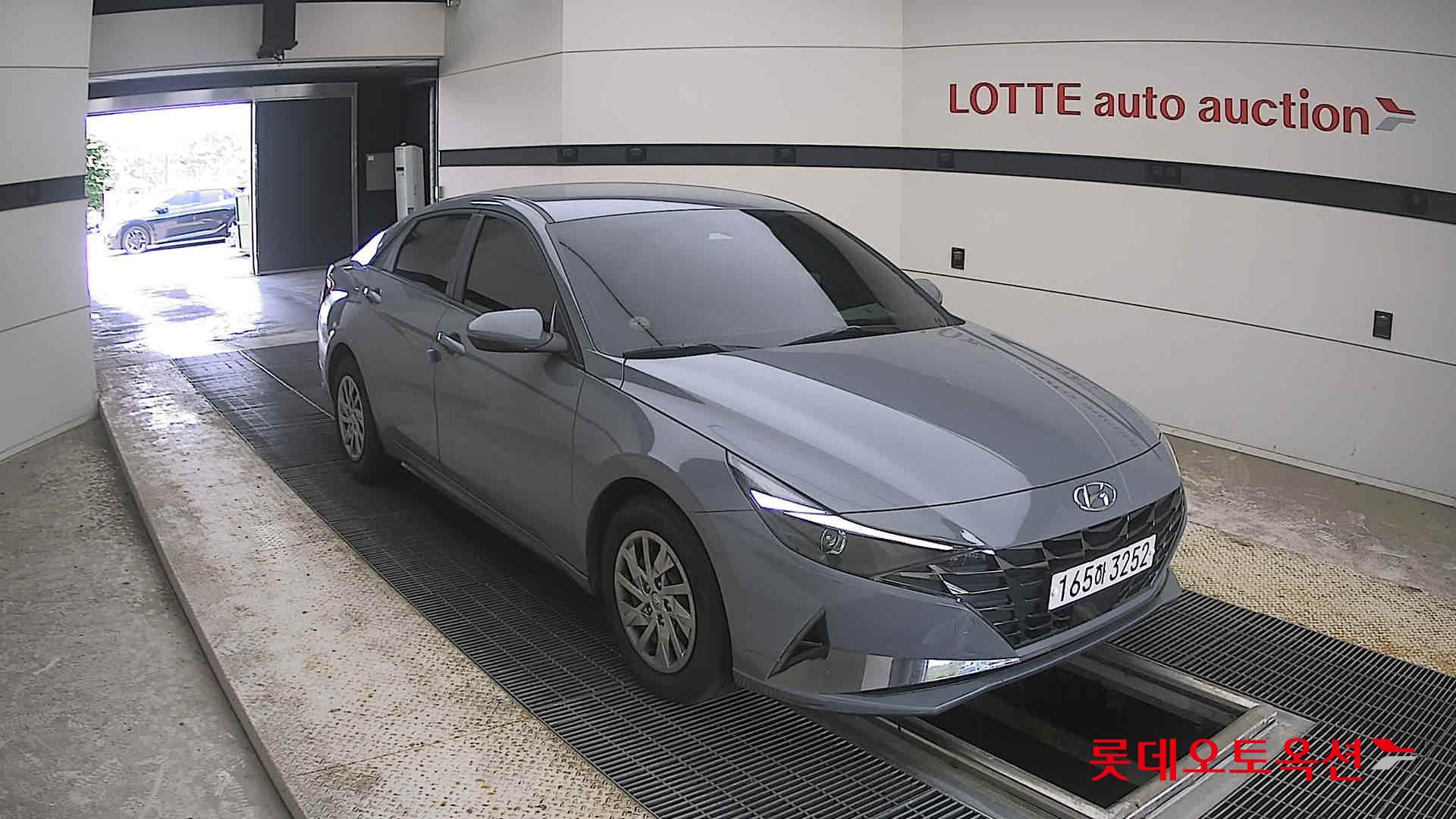 2021 - hyundai avante