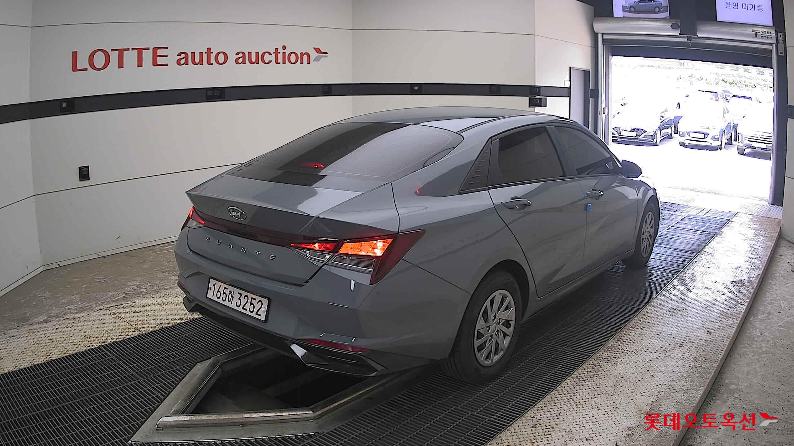2021 - hyundai avante