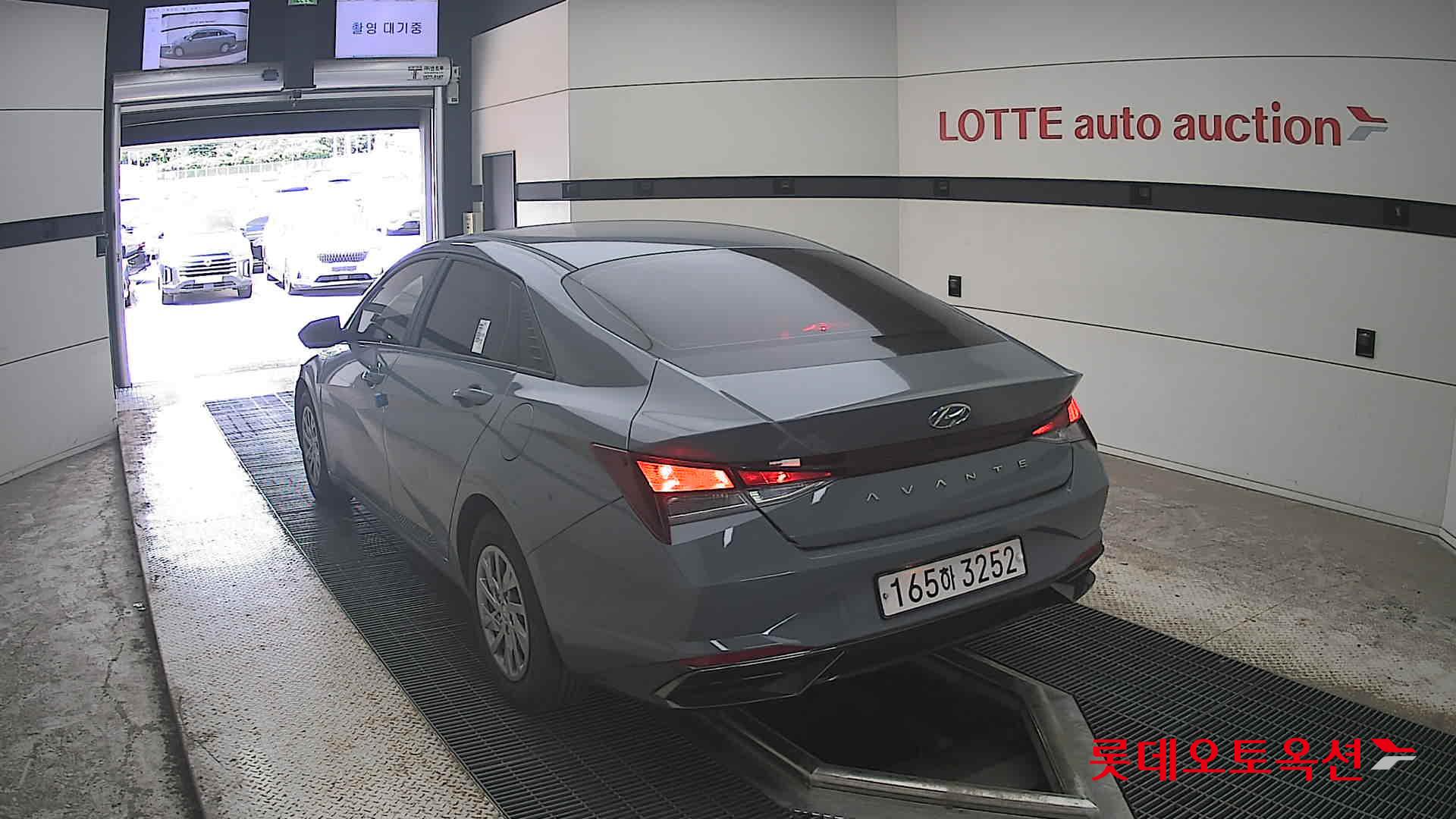 2021 - hyundai avante
