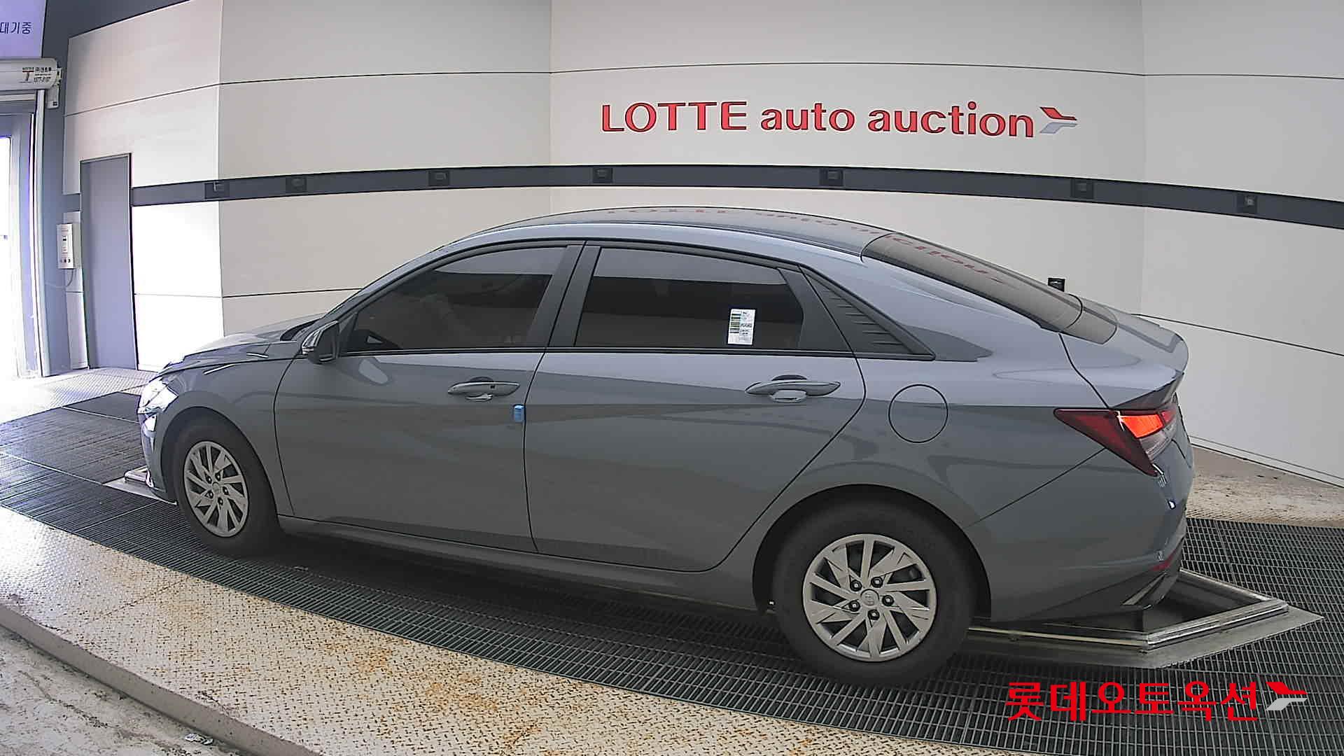 2021 - hyundai avante