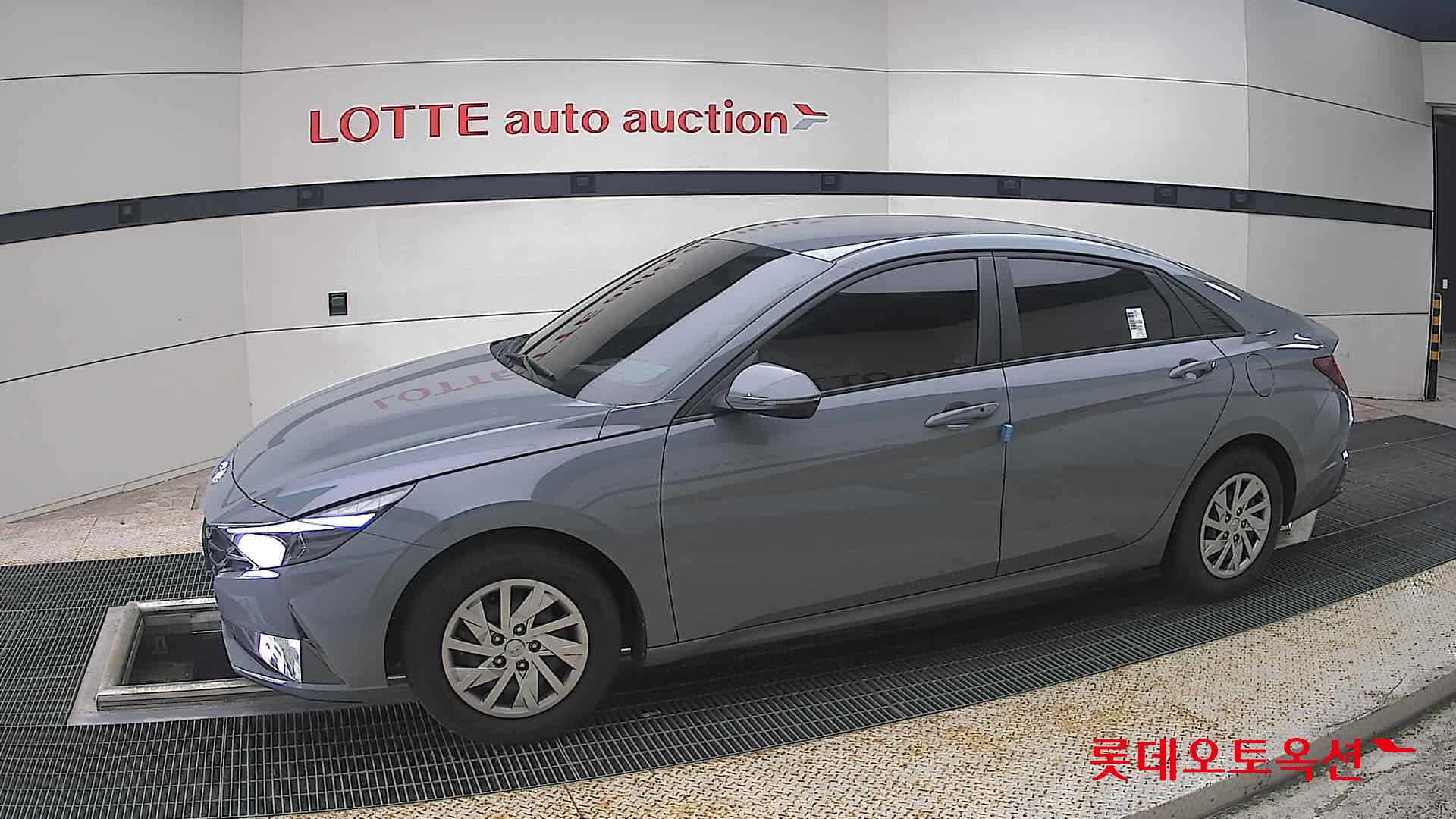 2021 - hyundai avante