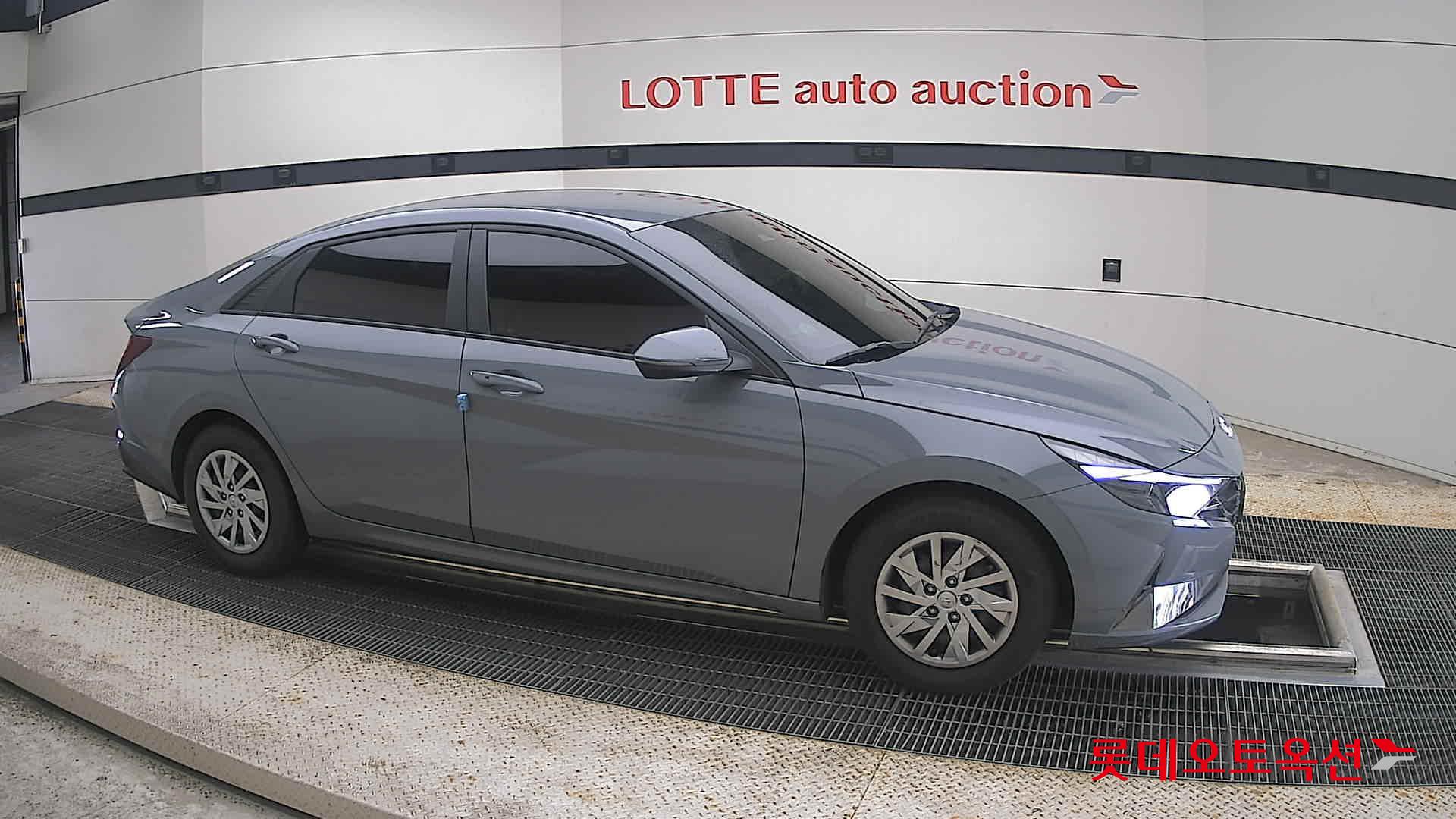 2021 - hyundai avante