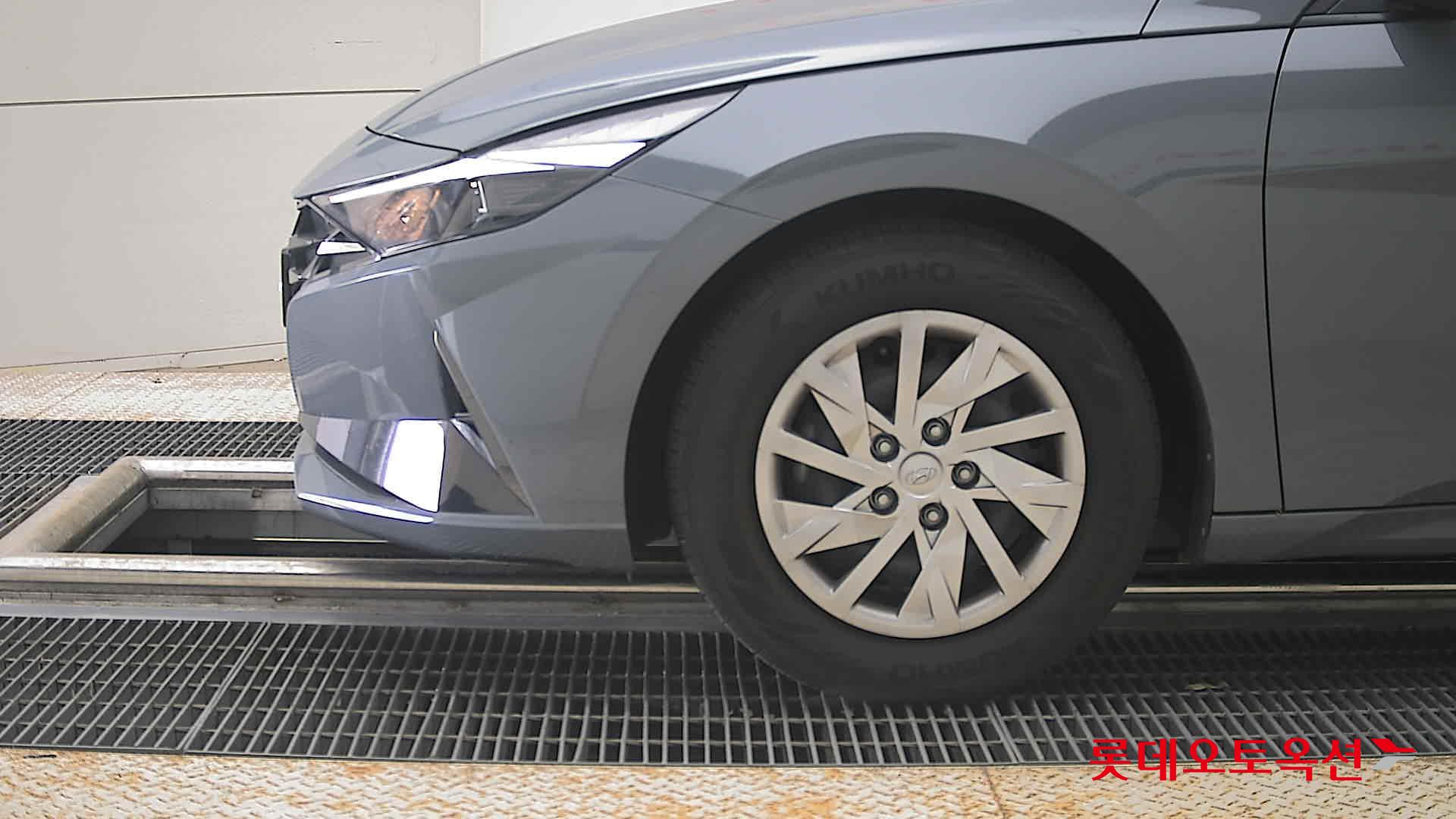 2021 - hyundai avante