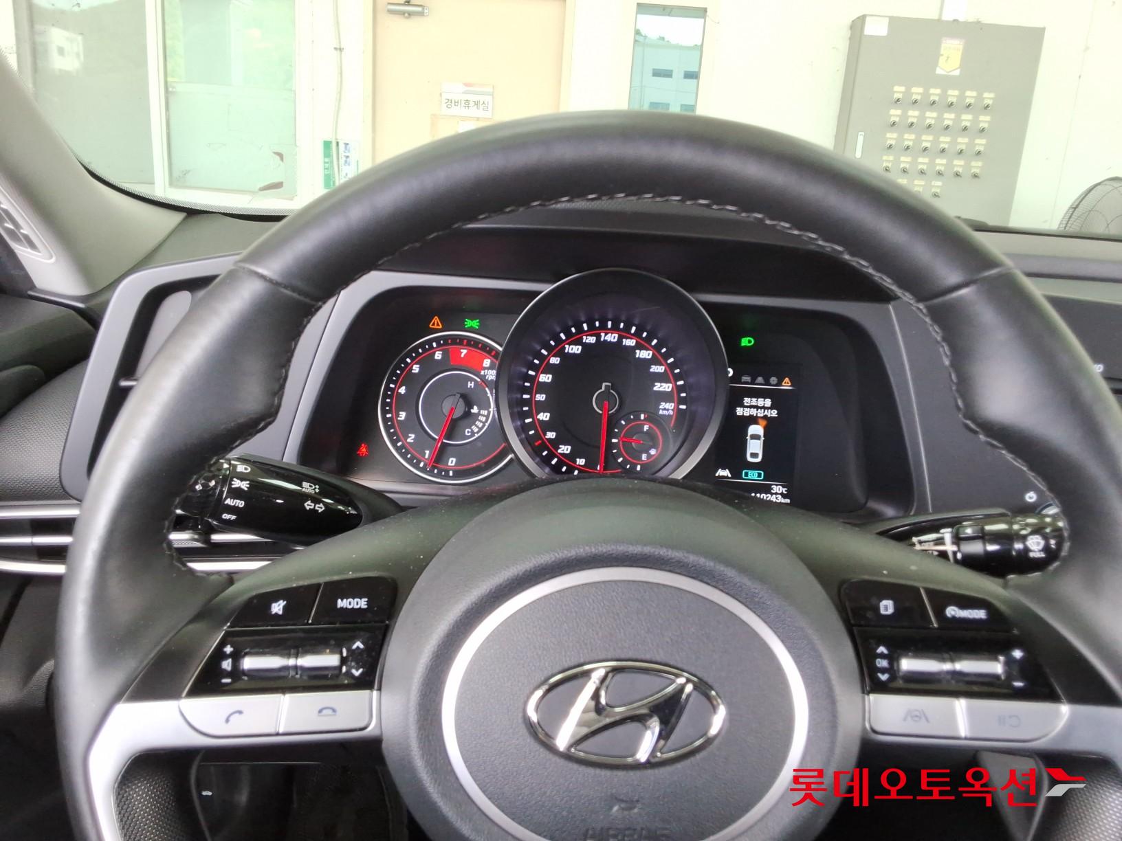 2021 - hyundai avante