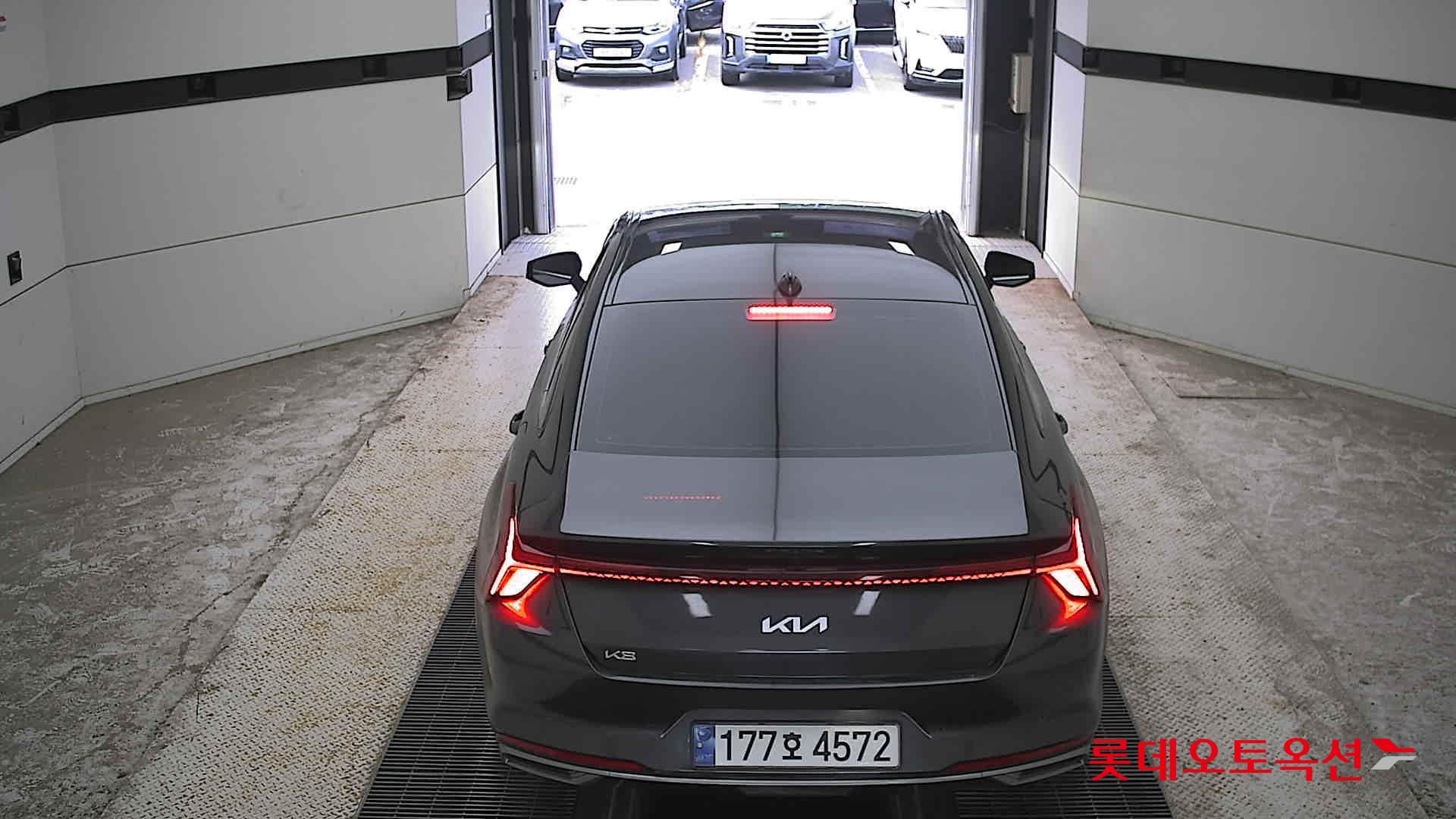 2022 - kia k8
