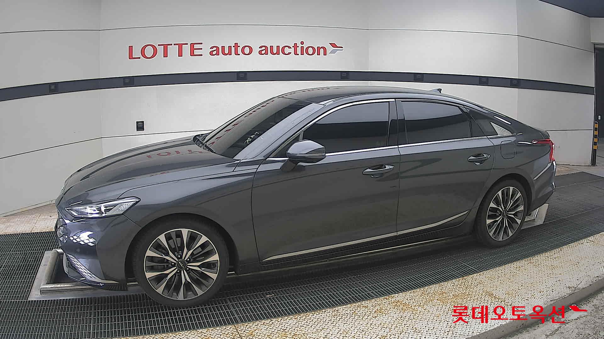 2022 - kia k8