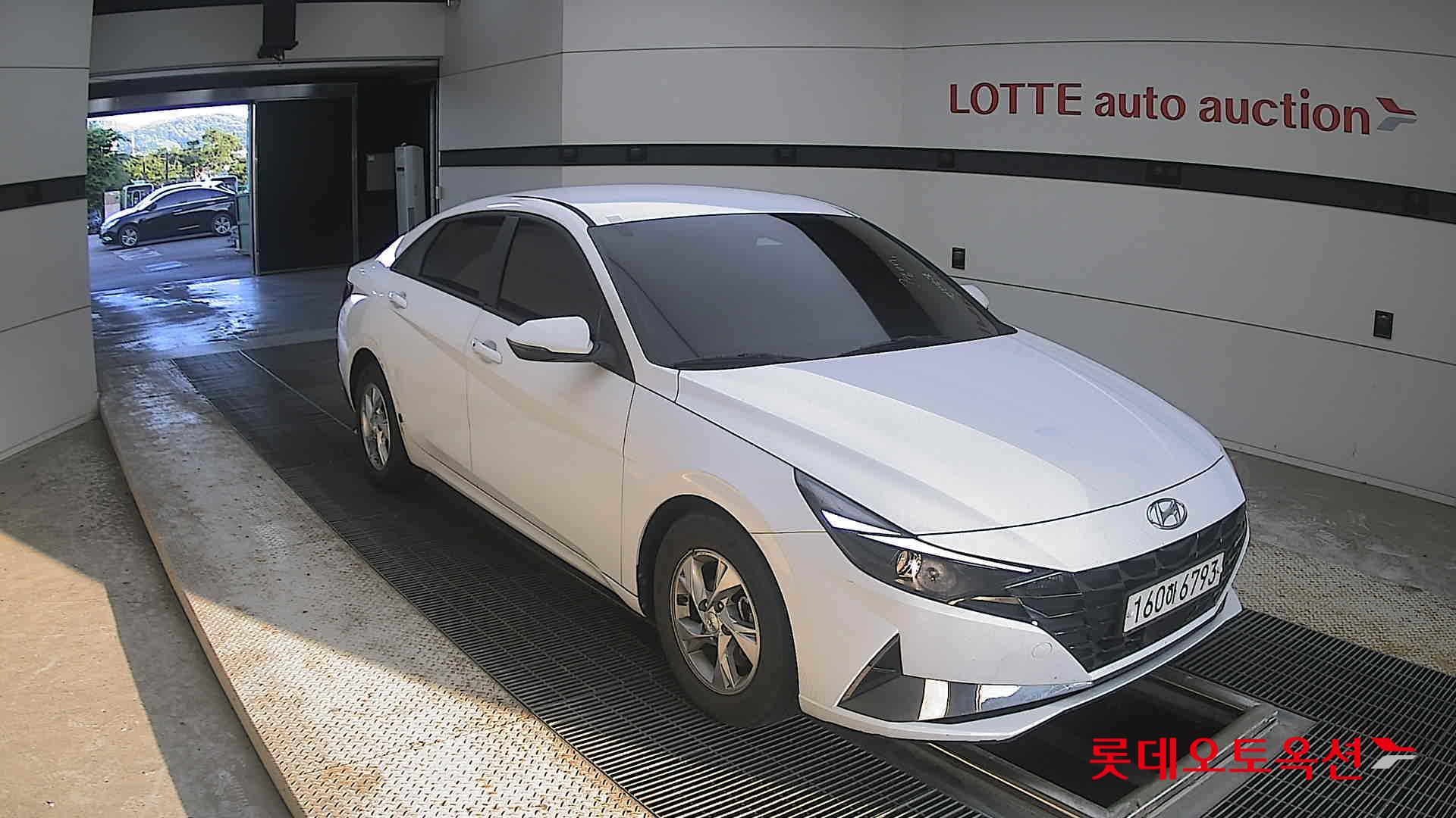 2021 - hyundai avante