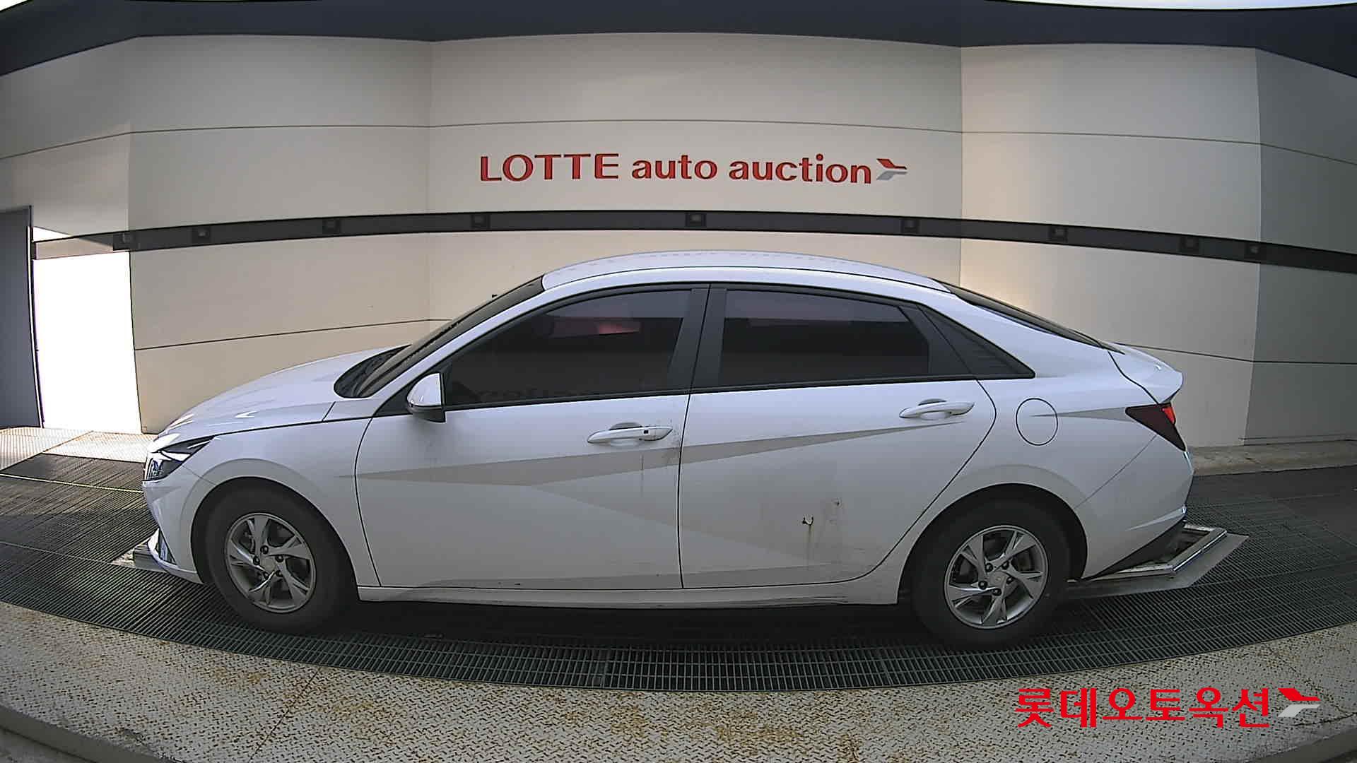 2021 - hyundai avante