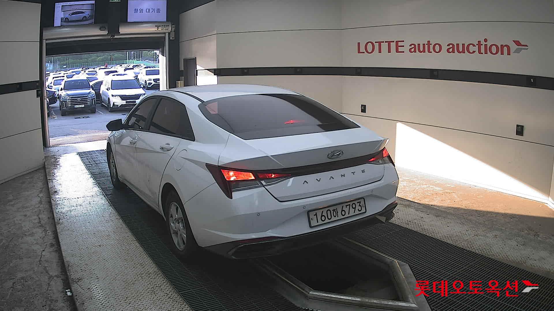 2021 - hyundai avante