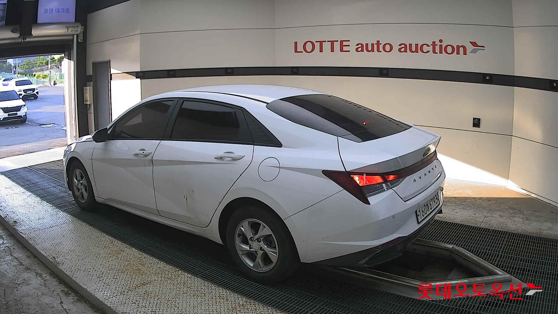 2021 - hyundai avante