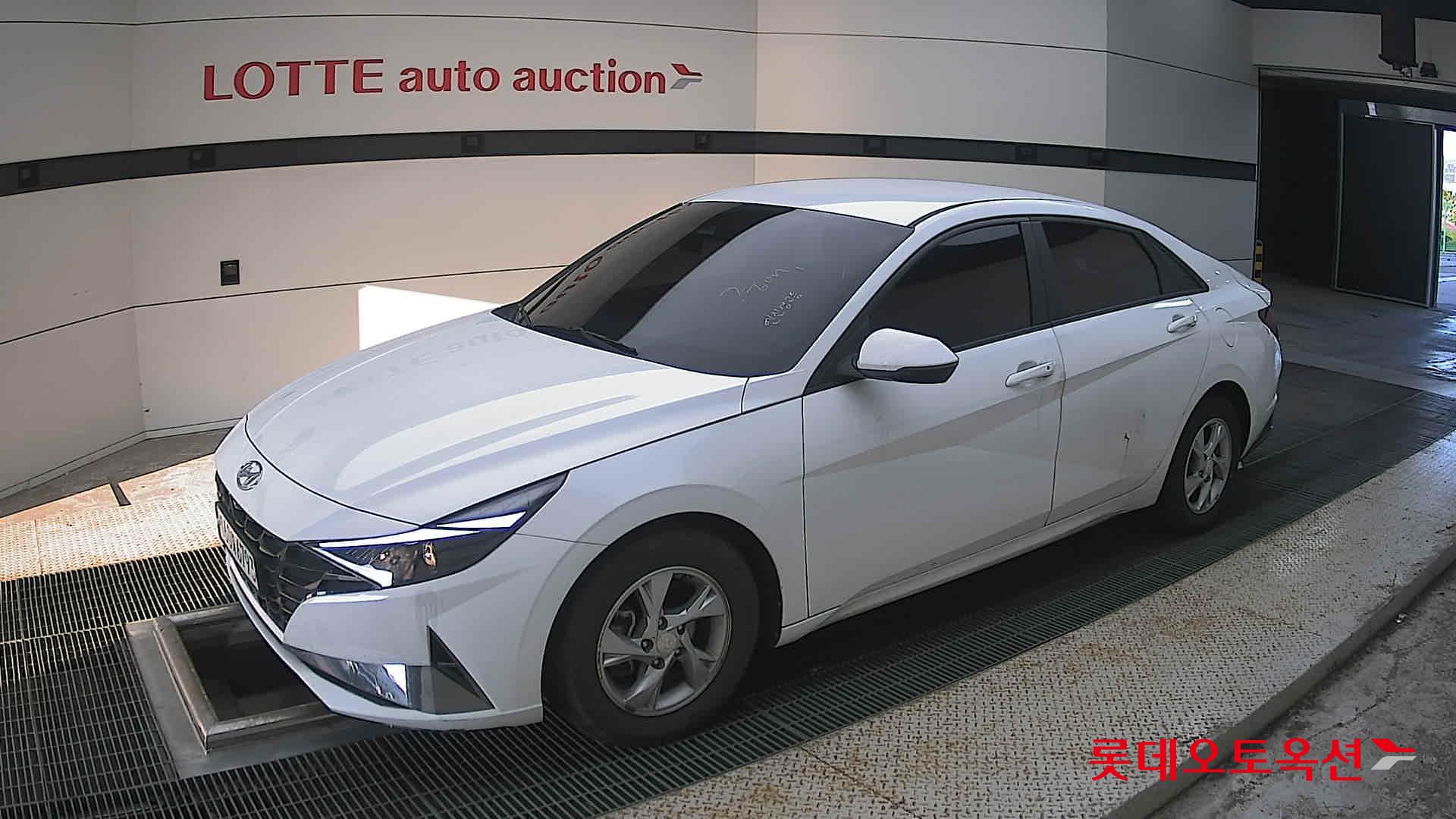2021 - hyundai avante