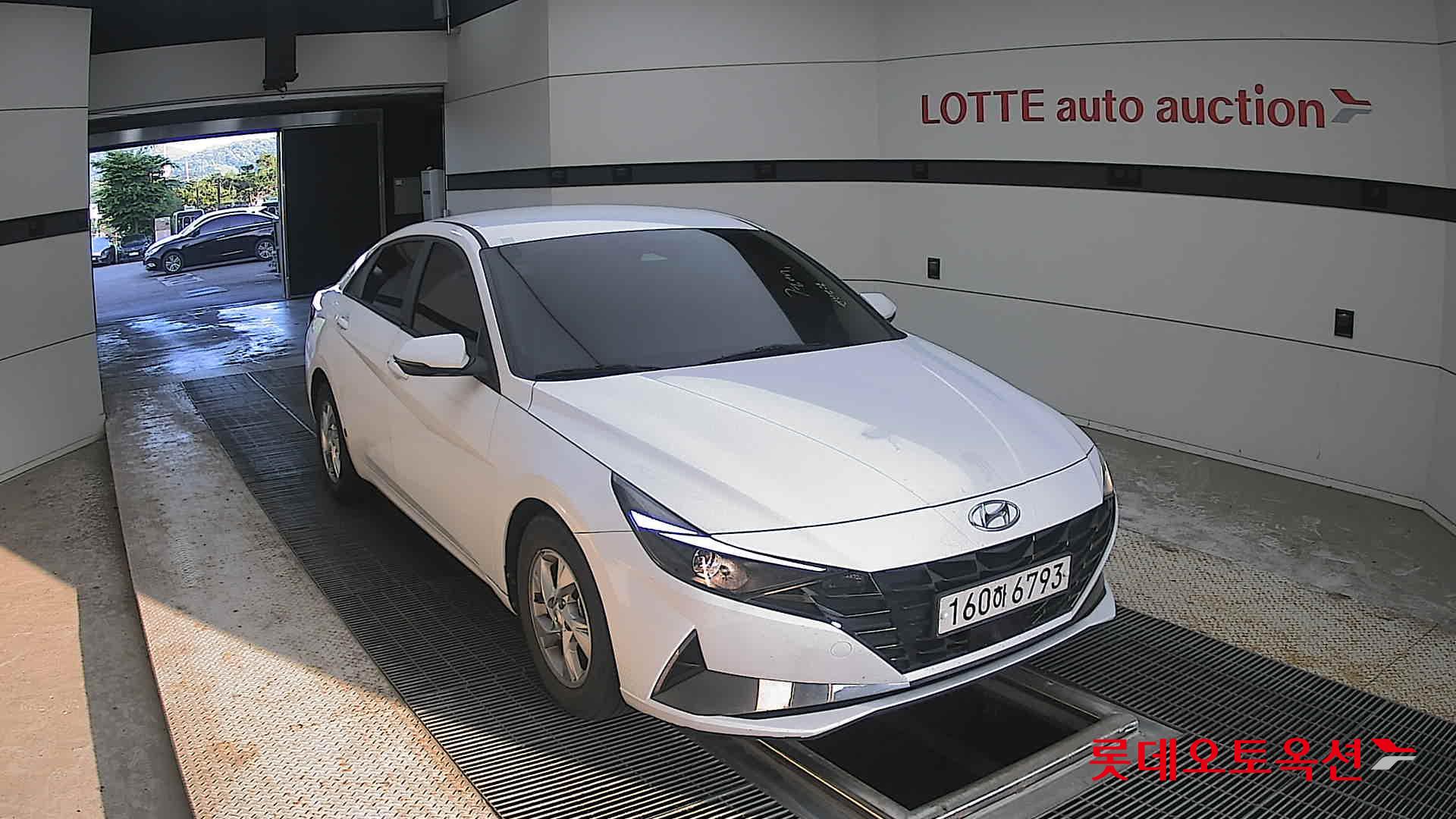 2021 - hyundai avante