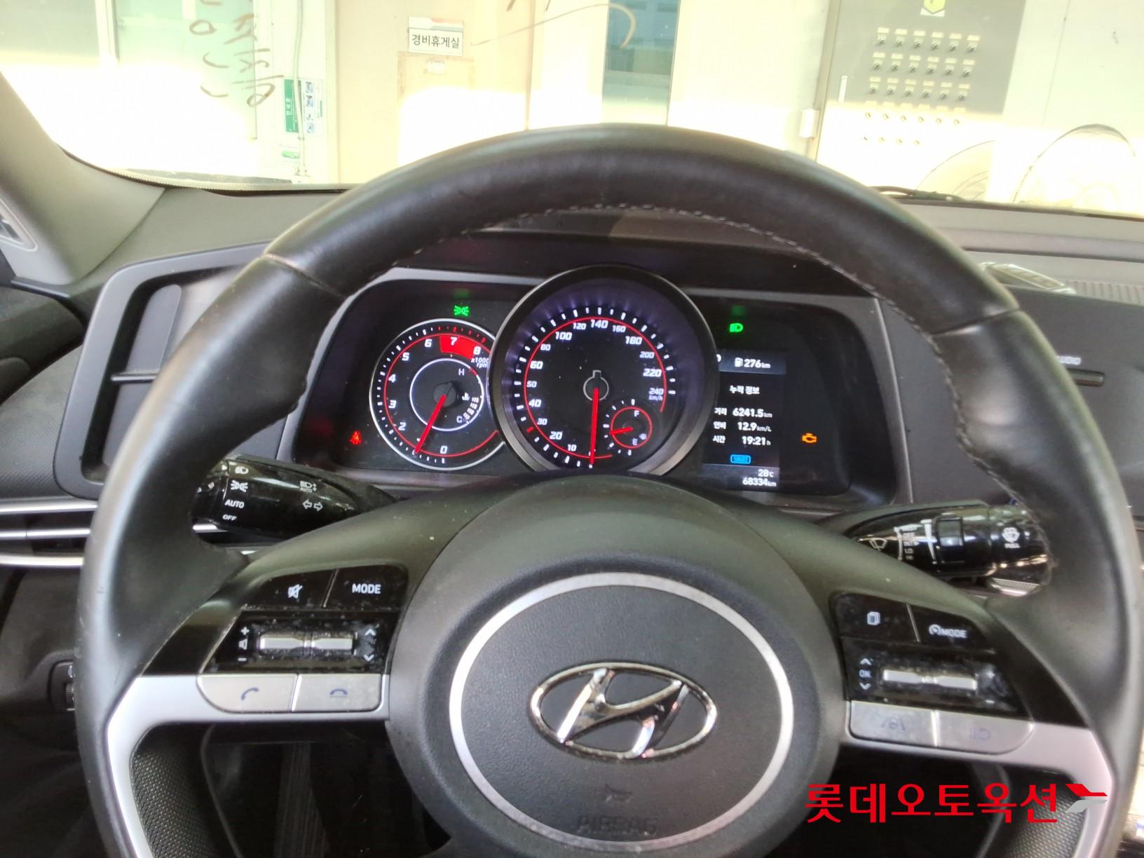 2021 - hyundai avante