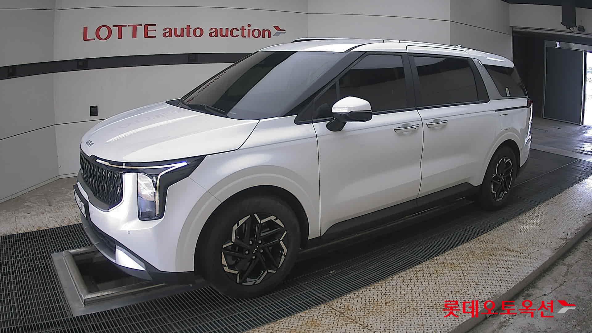 2024 - kia carnival