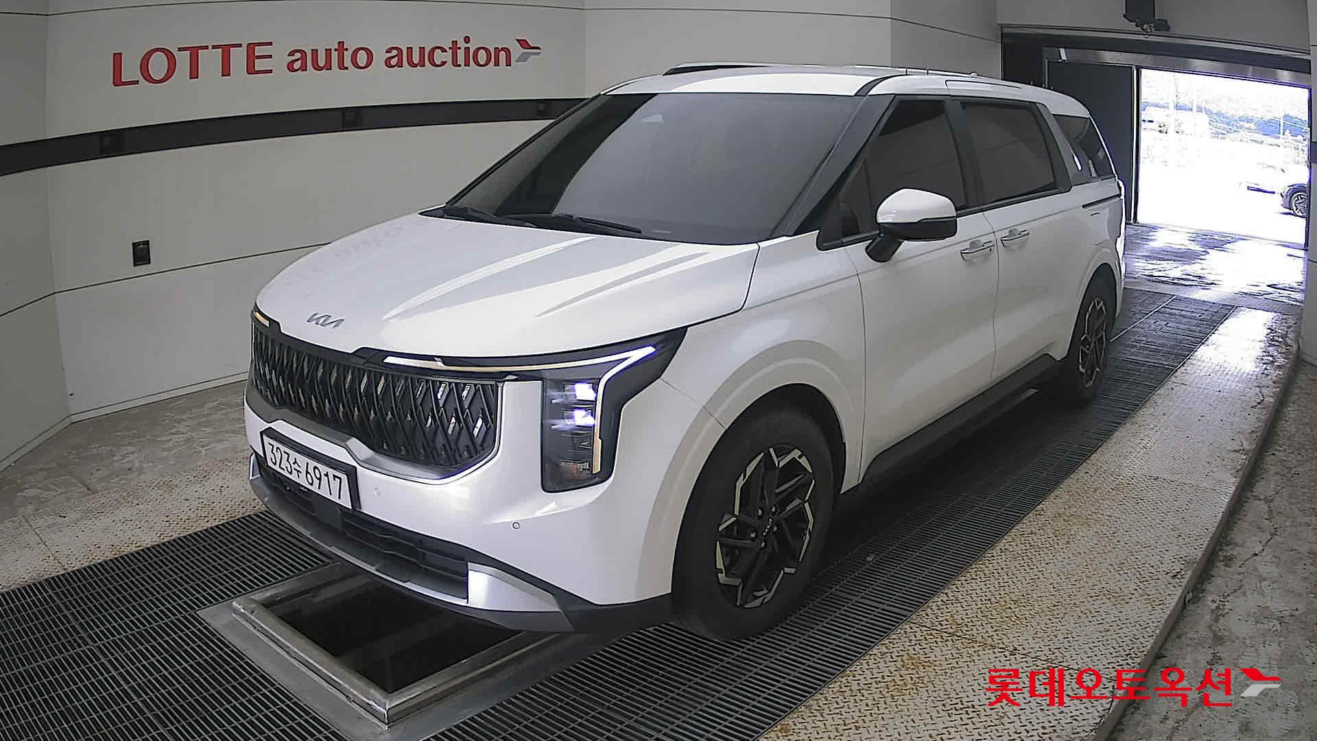 2024 - kia carnival