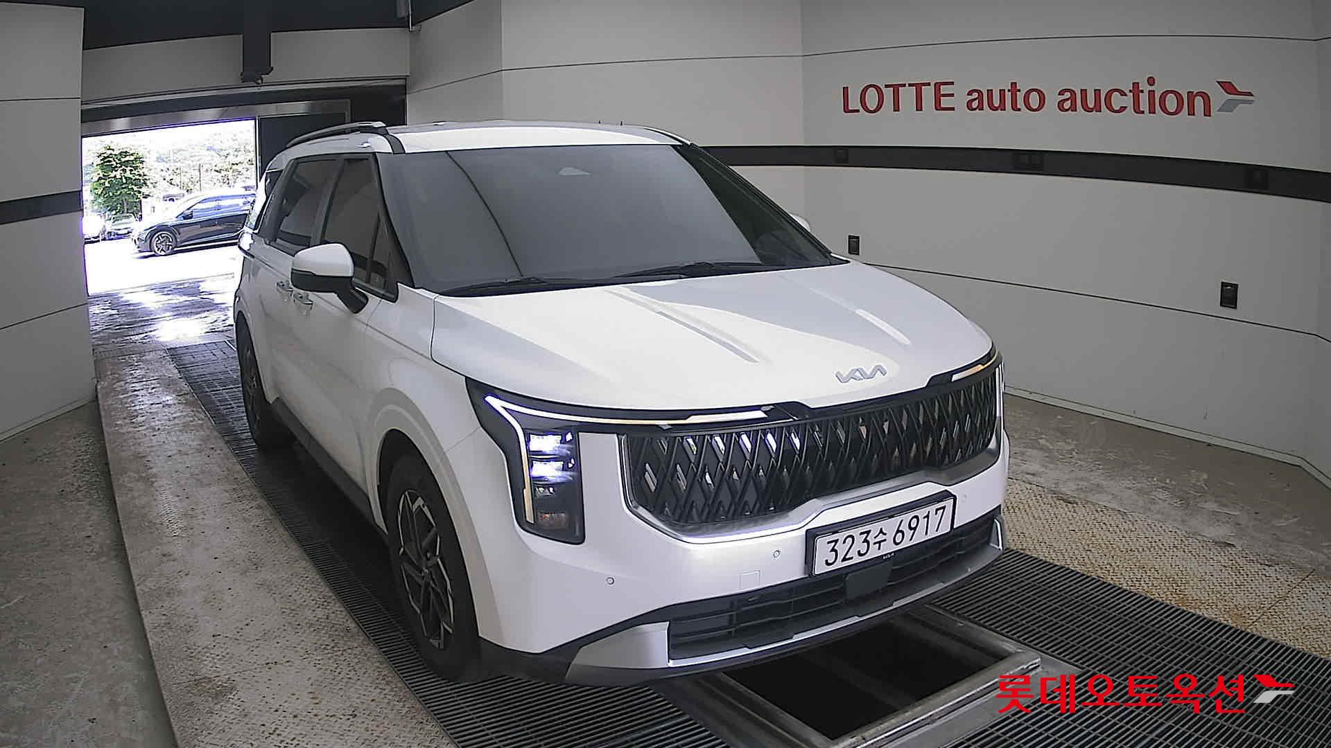 2024 - kia carnival