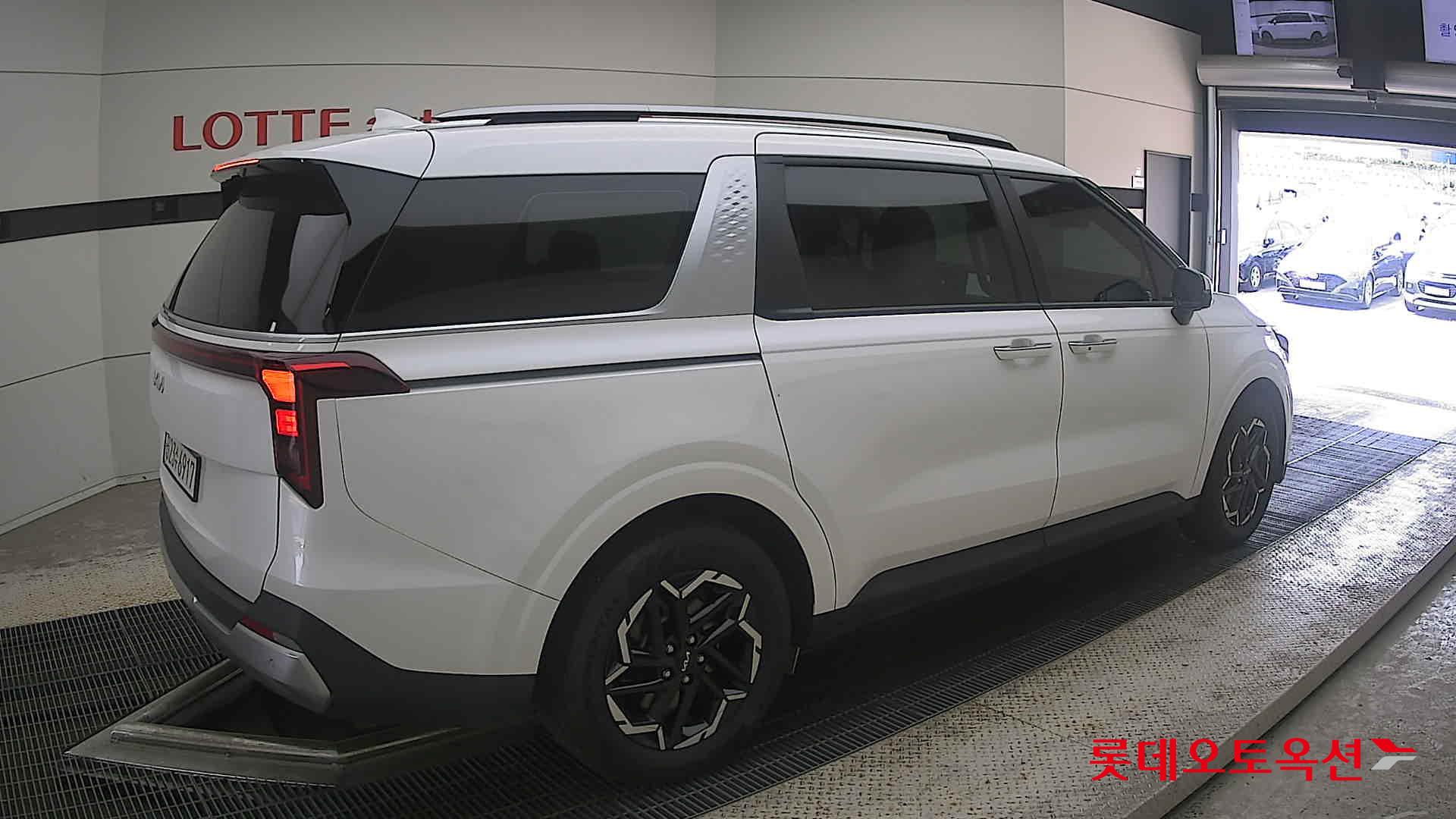 2024 - kia carnival
