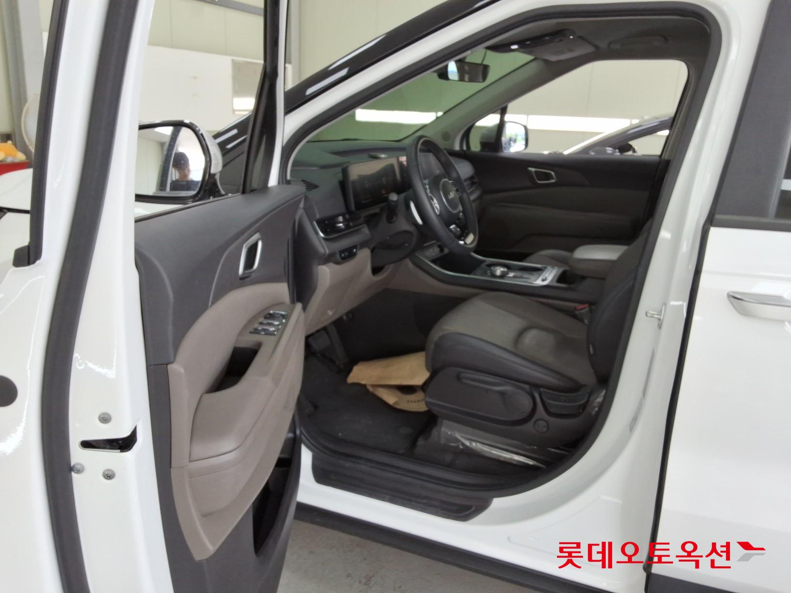 2024 - kia carnival