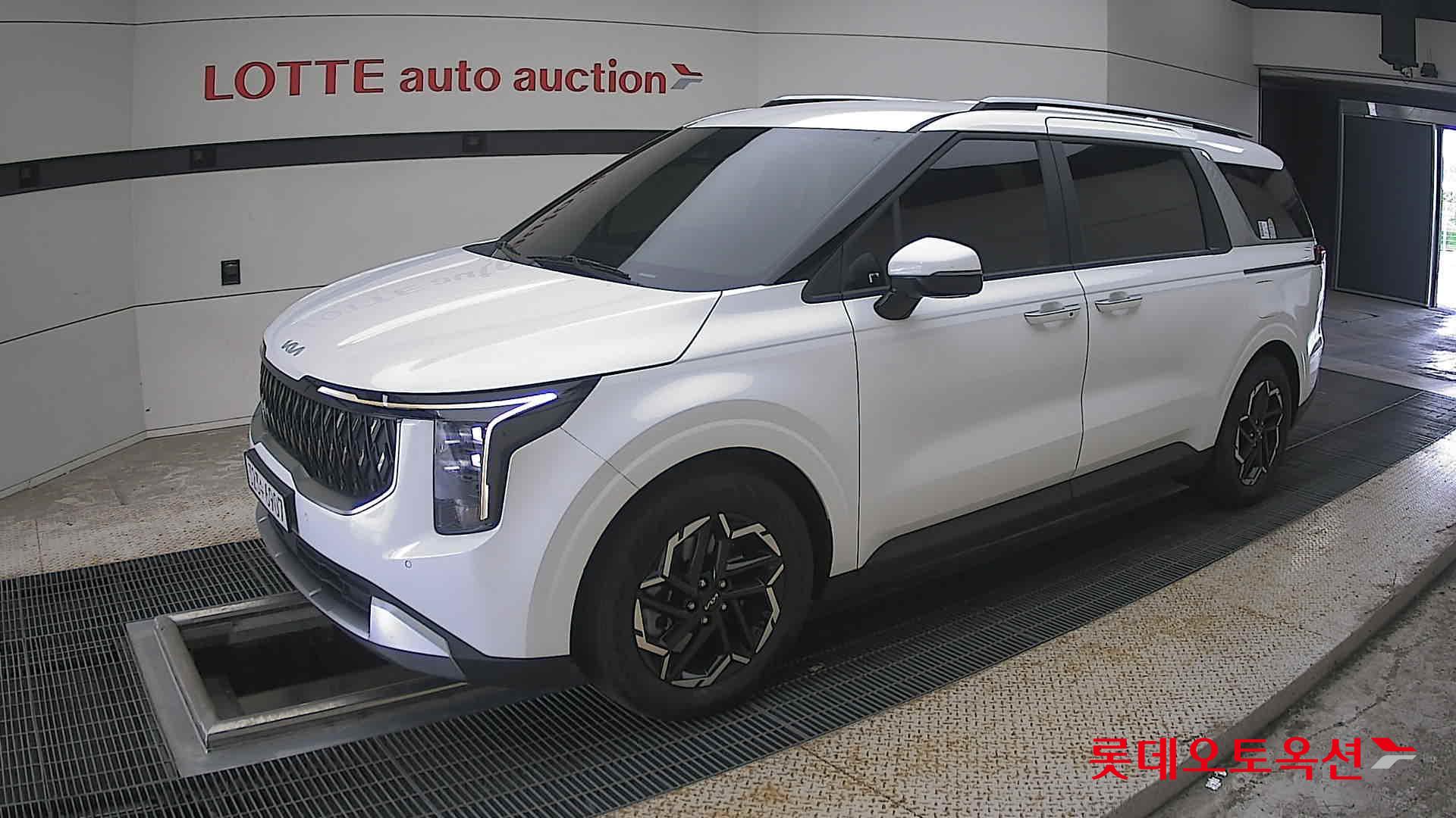 2024 - kia carnival