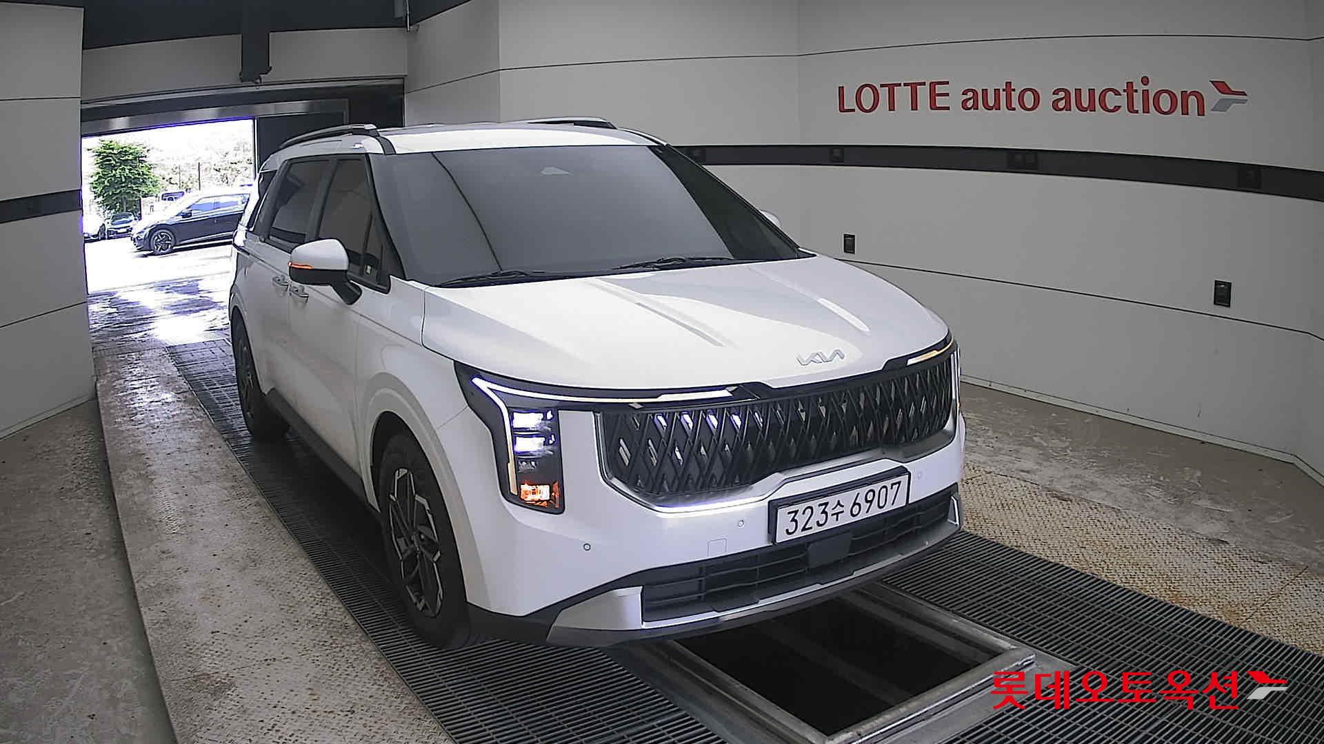 2024 - kia carnival