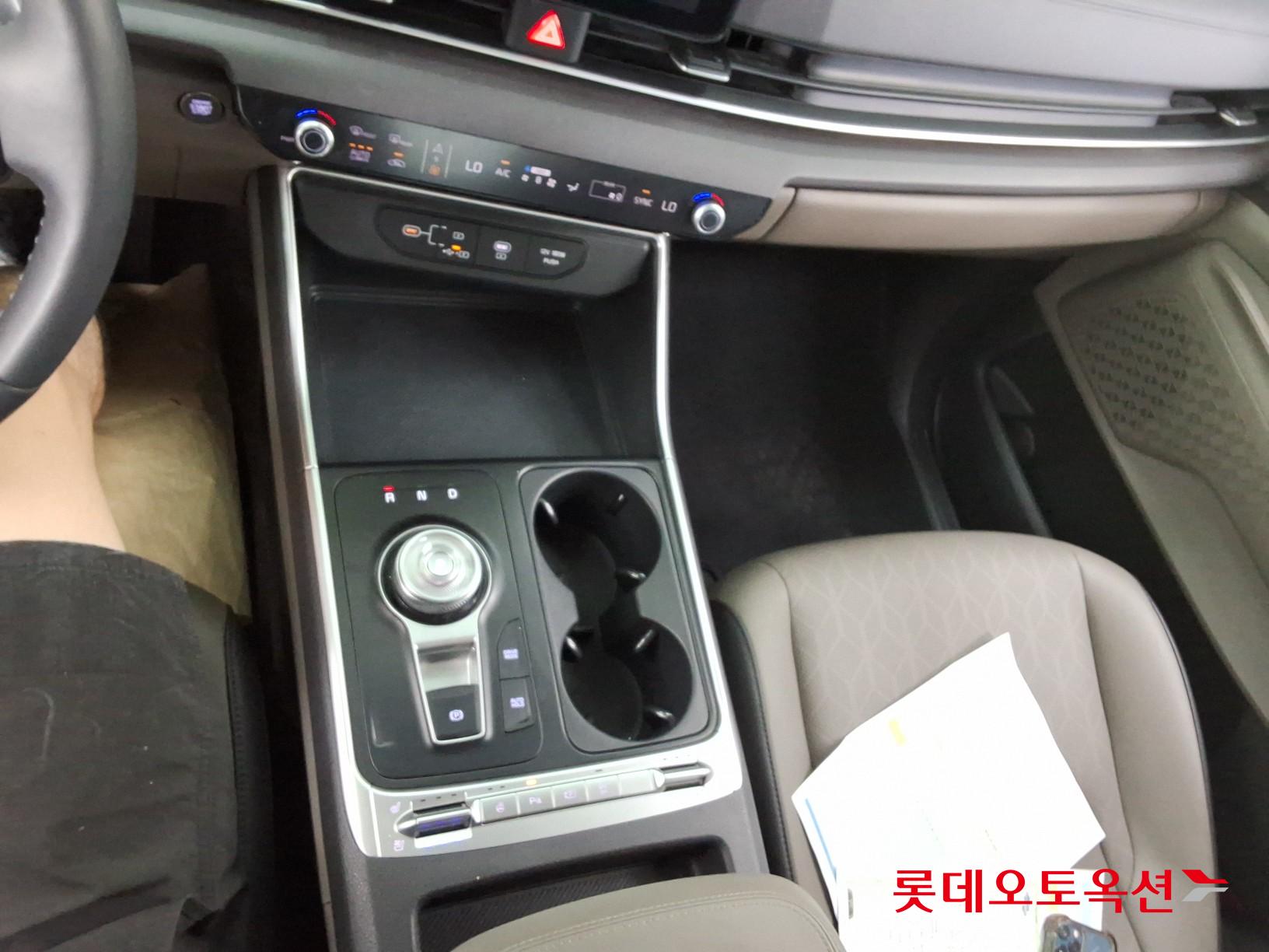 2024 - kia carnival