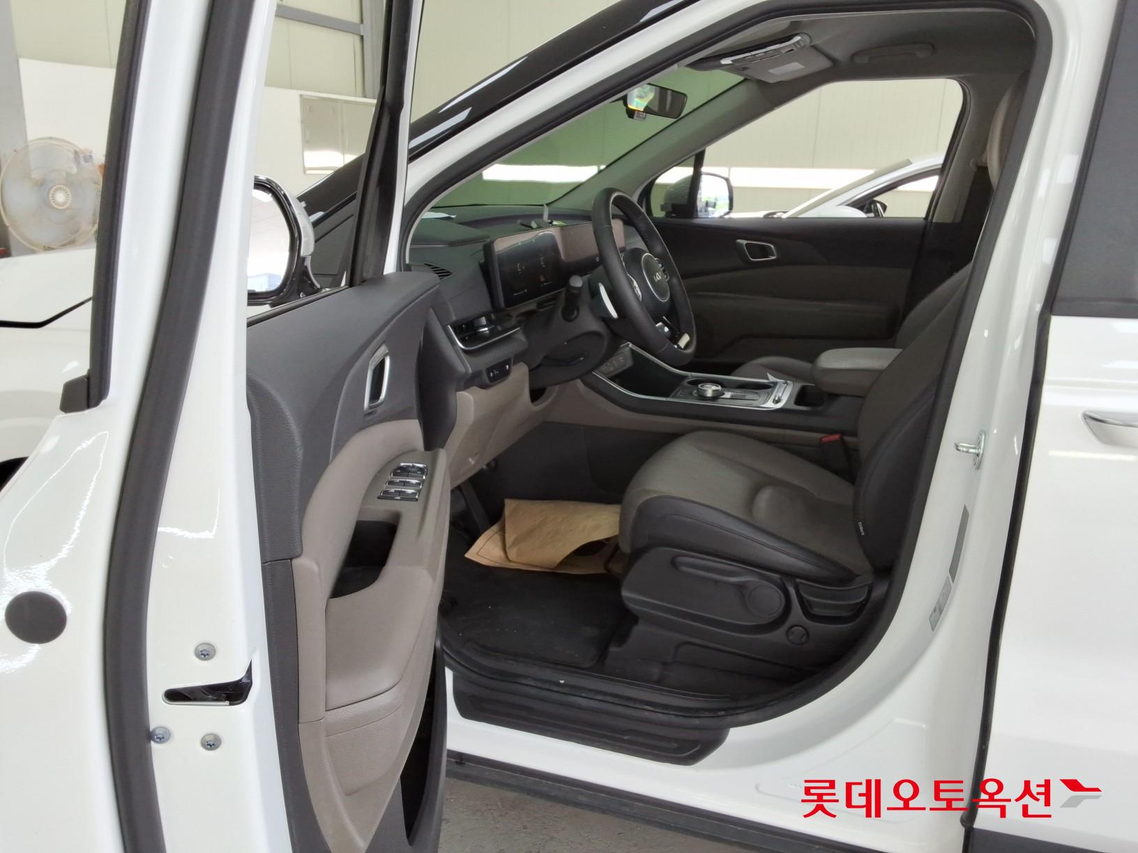 2024 - kia carnival