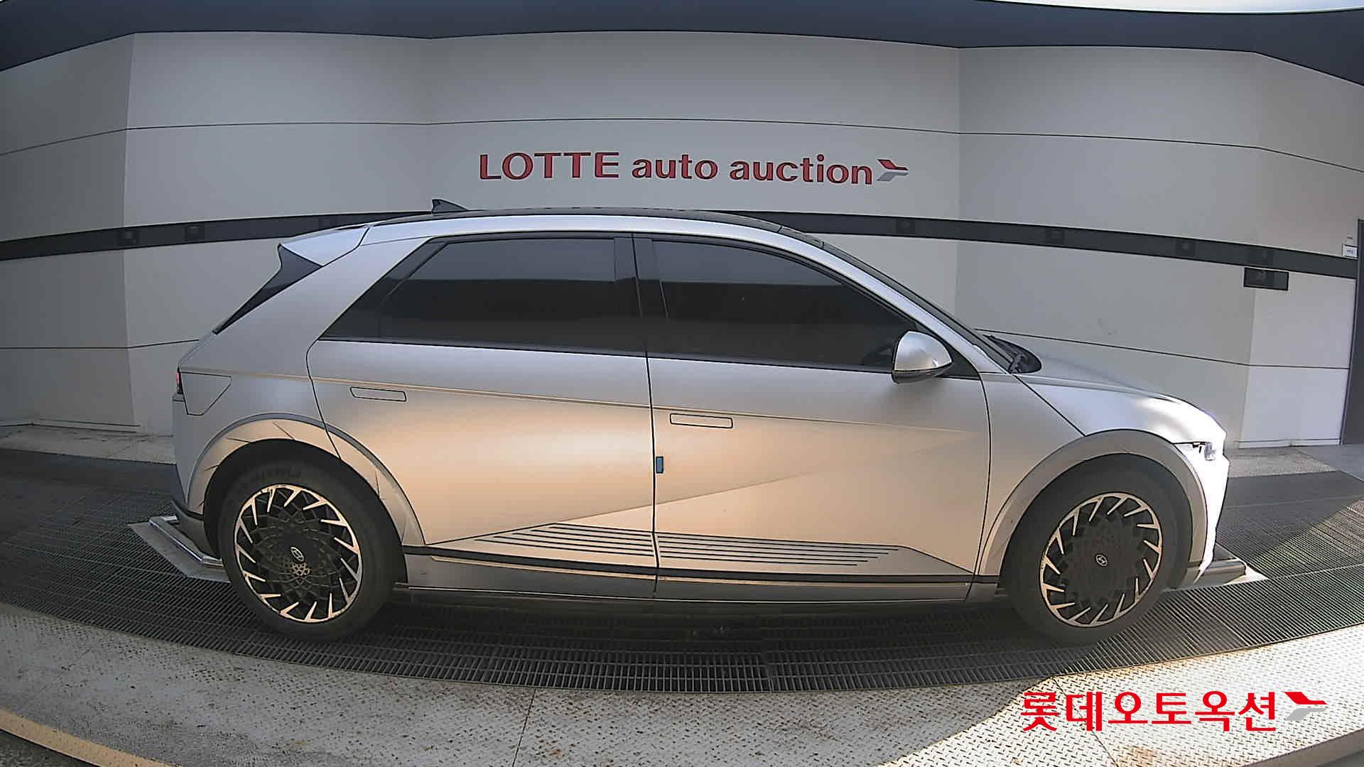2022 - hyundai ioniq