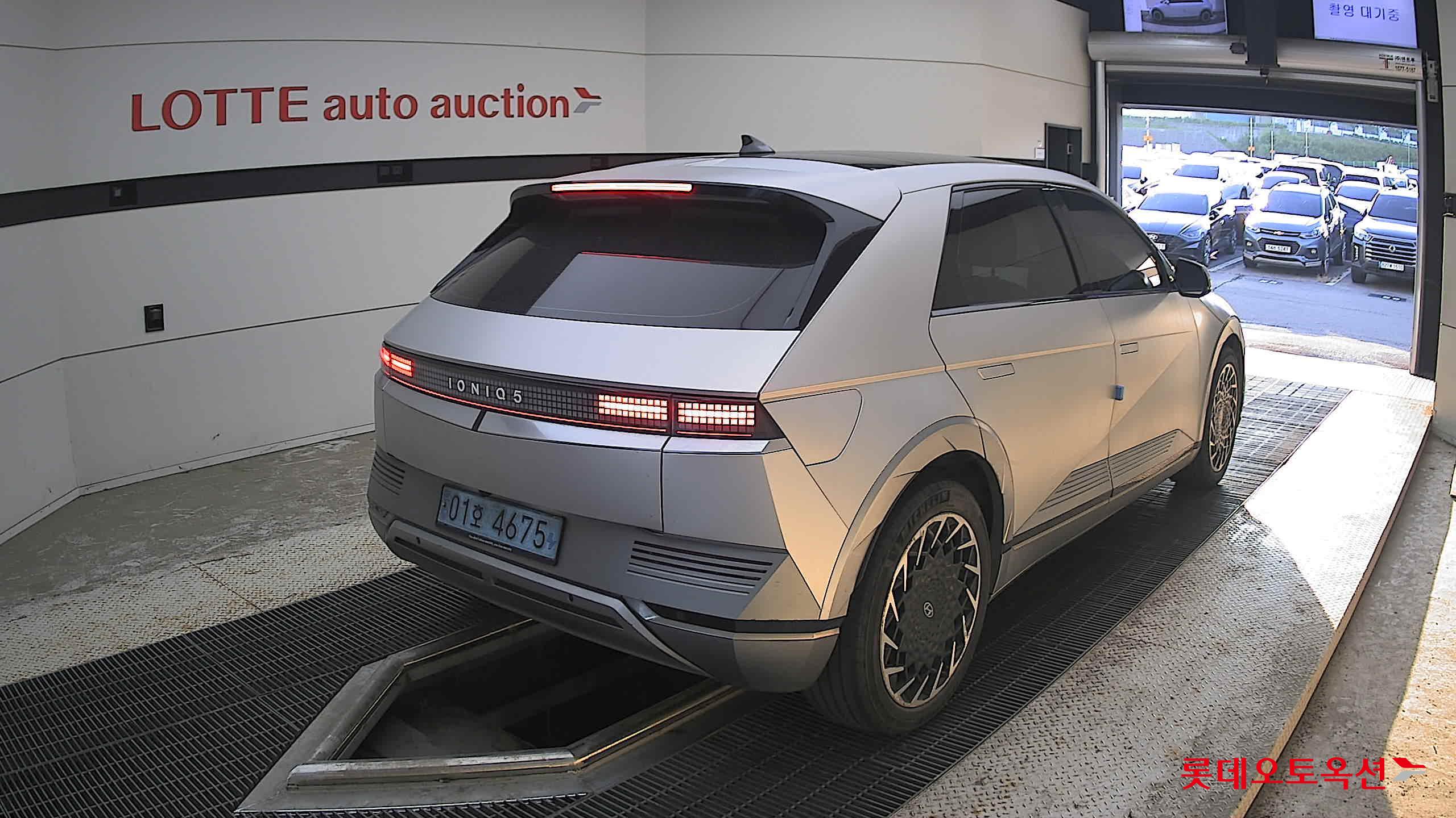 2022 - hyundai ioniq