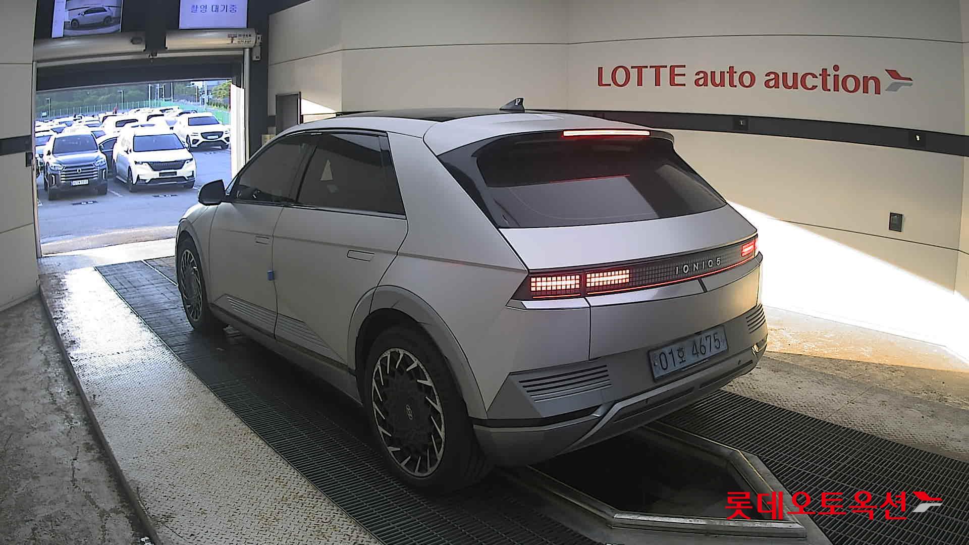 2022 - hyundai ioniq